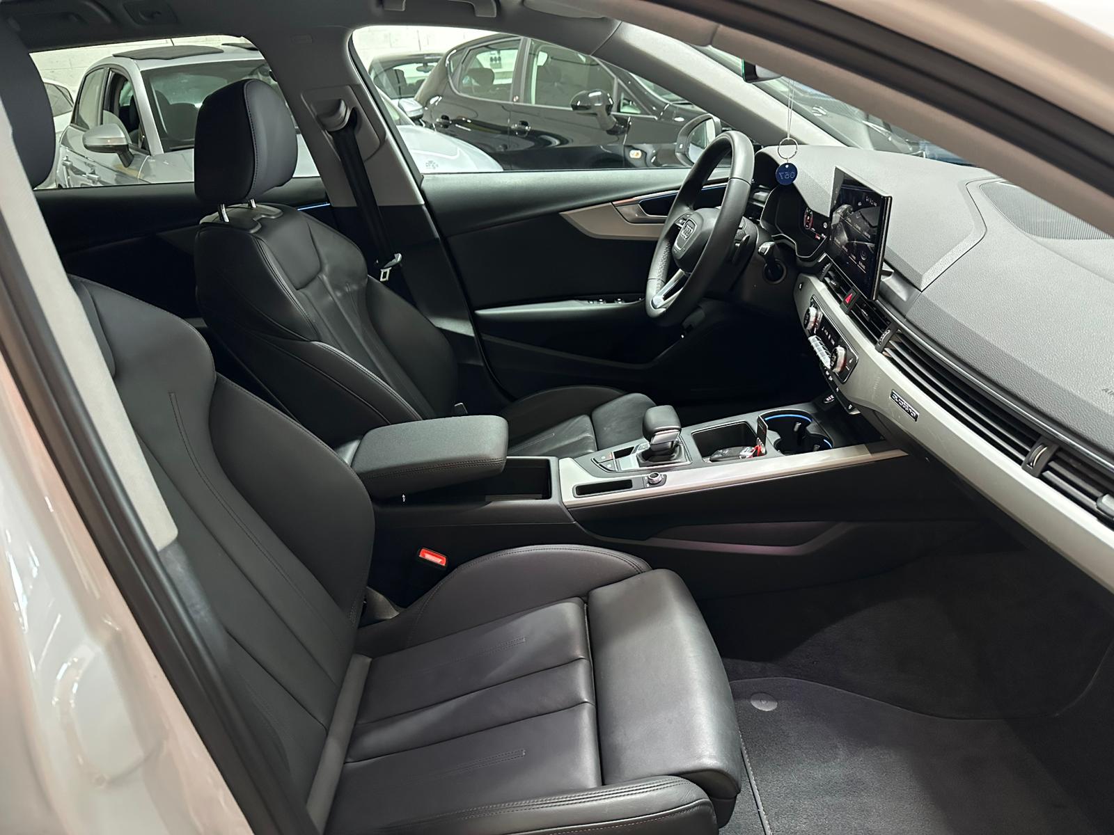 AUDI A4 Avant 40 TDI S line Quattro S-tronic-image-9