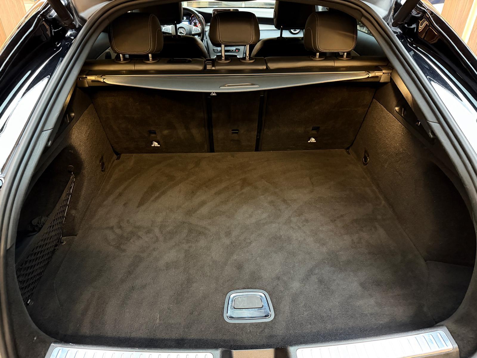 MERCEDES-BENZ GLC 63 AMG 4m+ Coupé-image-19