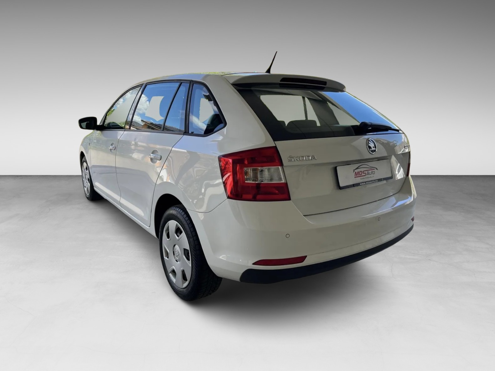 SKODA Rapid Spaceback 1.4 TSI Ambition DSG-image-5