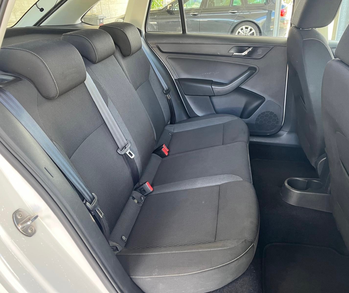 SKODA Rapid Spaceback 1.4 TSI Ambition DSG-image-14