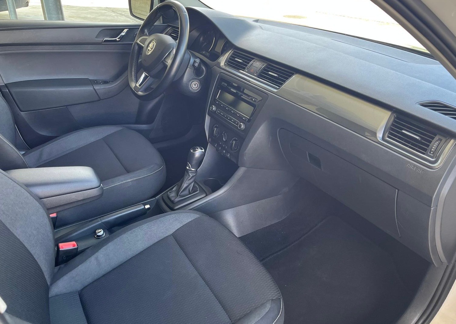 SKODA Rapid Spaceback 1.4 TSI Ambition DSG-image-8