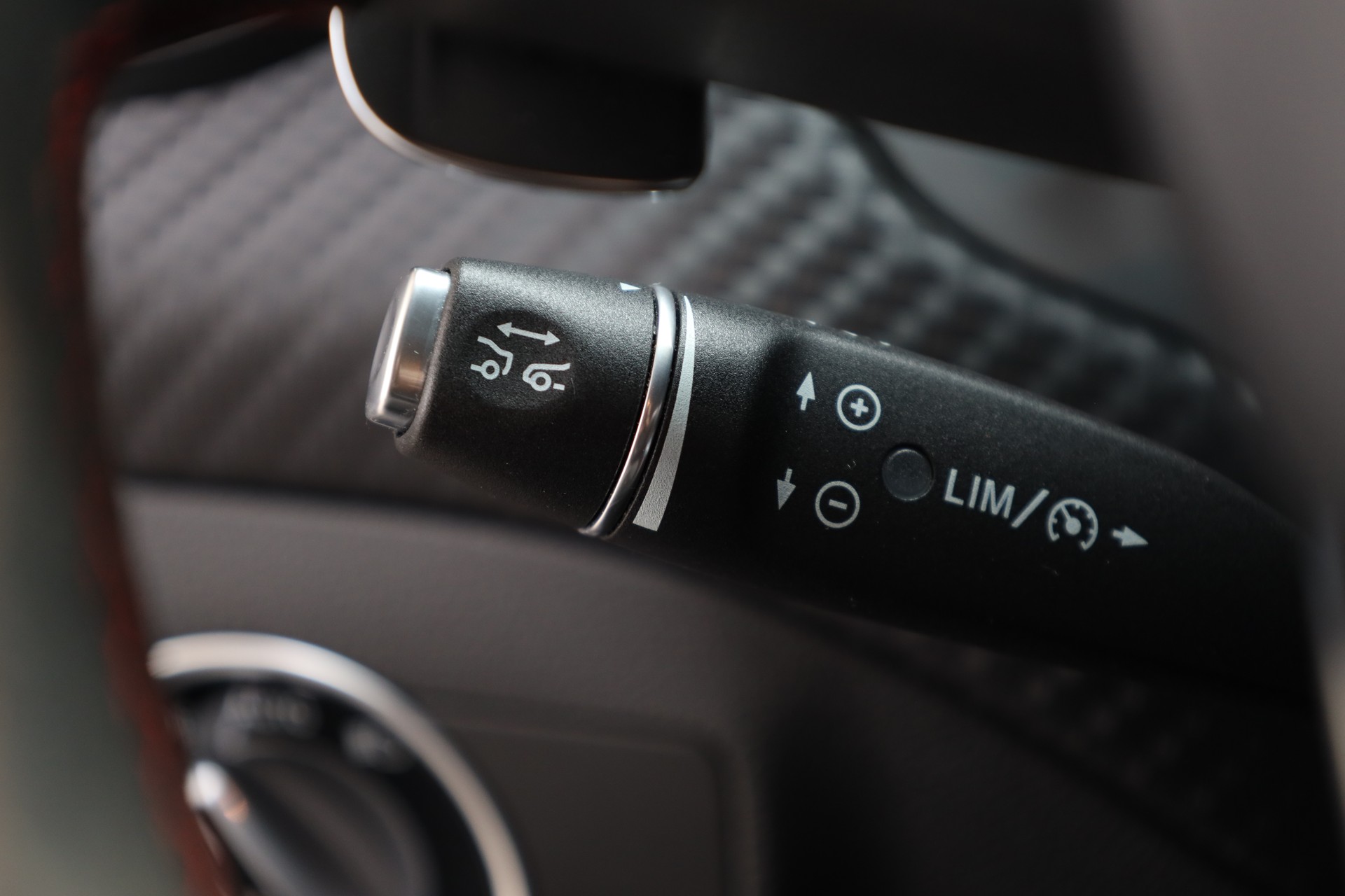 MERCEDES-BENZ A 45 AMG 4Matic Speedshift 7G-DCT-image-10