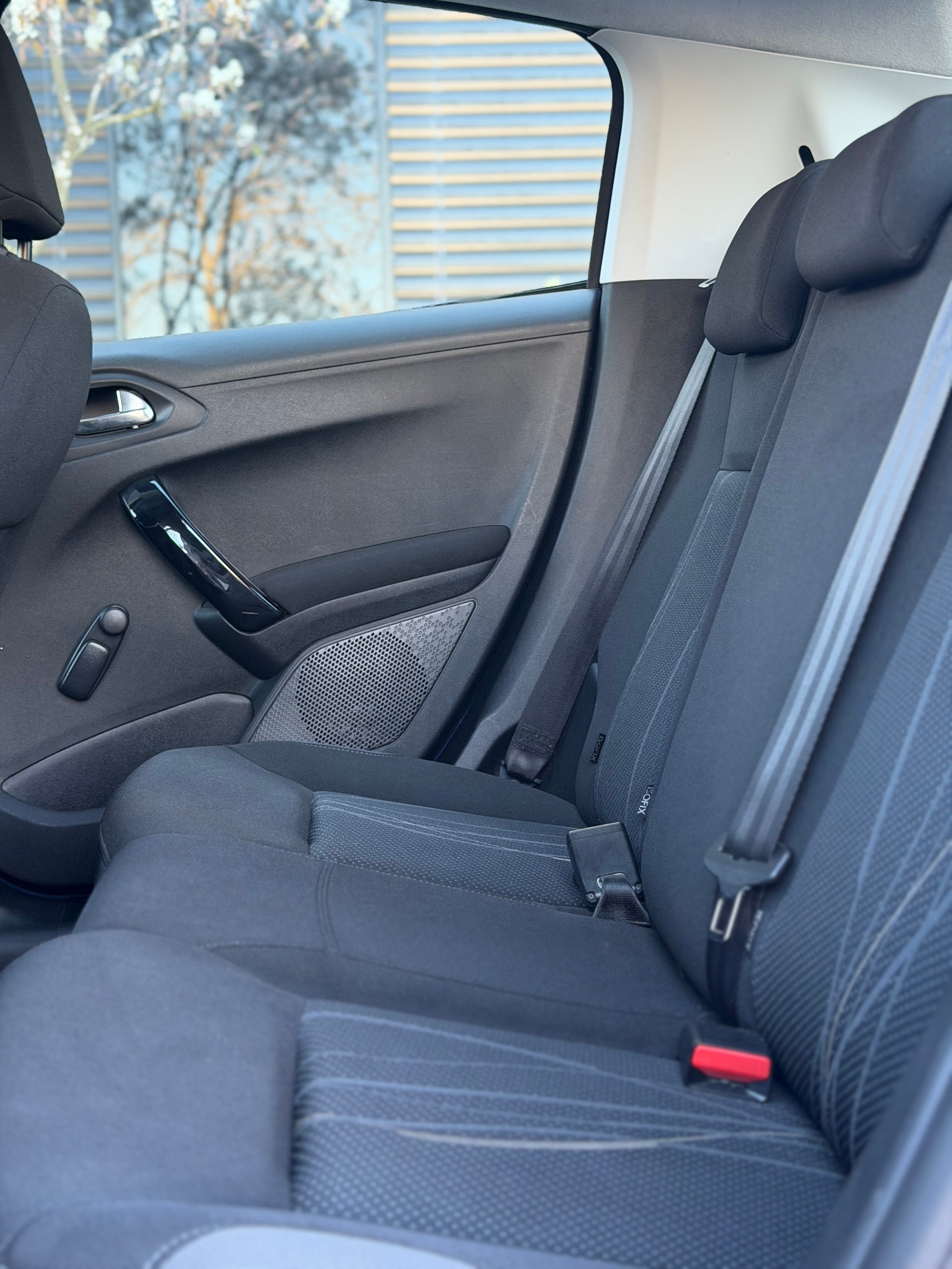 PEUGEOT 208 1.4 VTI Active-image-7