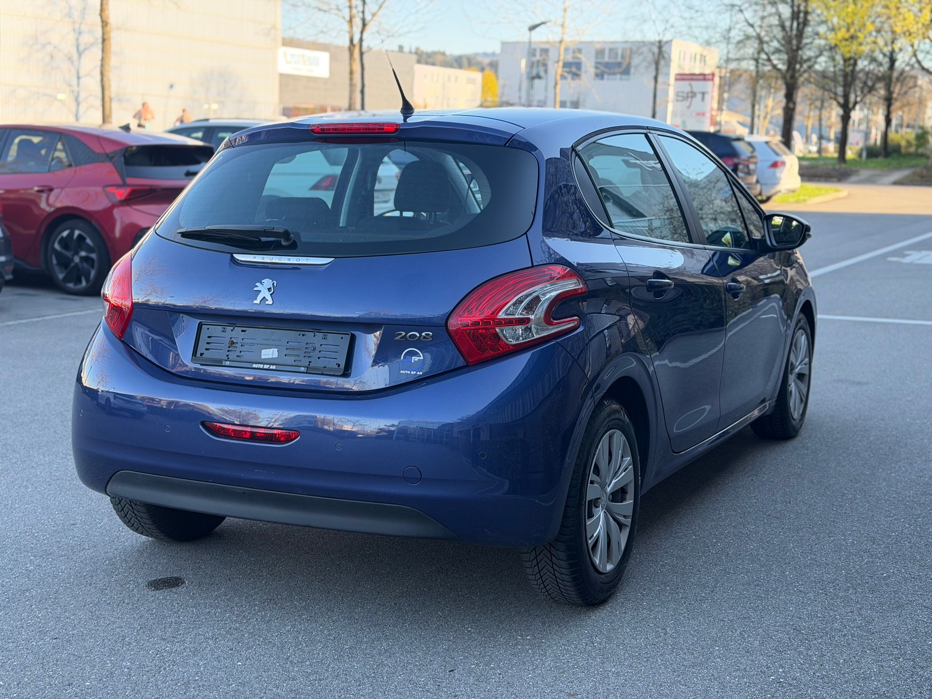 PEUGEOT 208 1.4 VTI Active-image-4