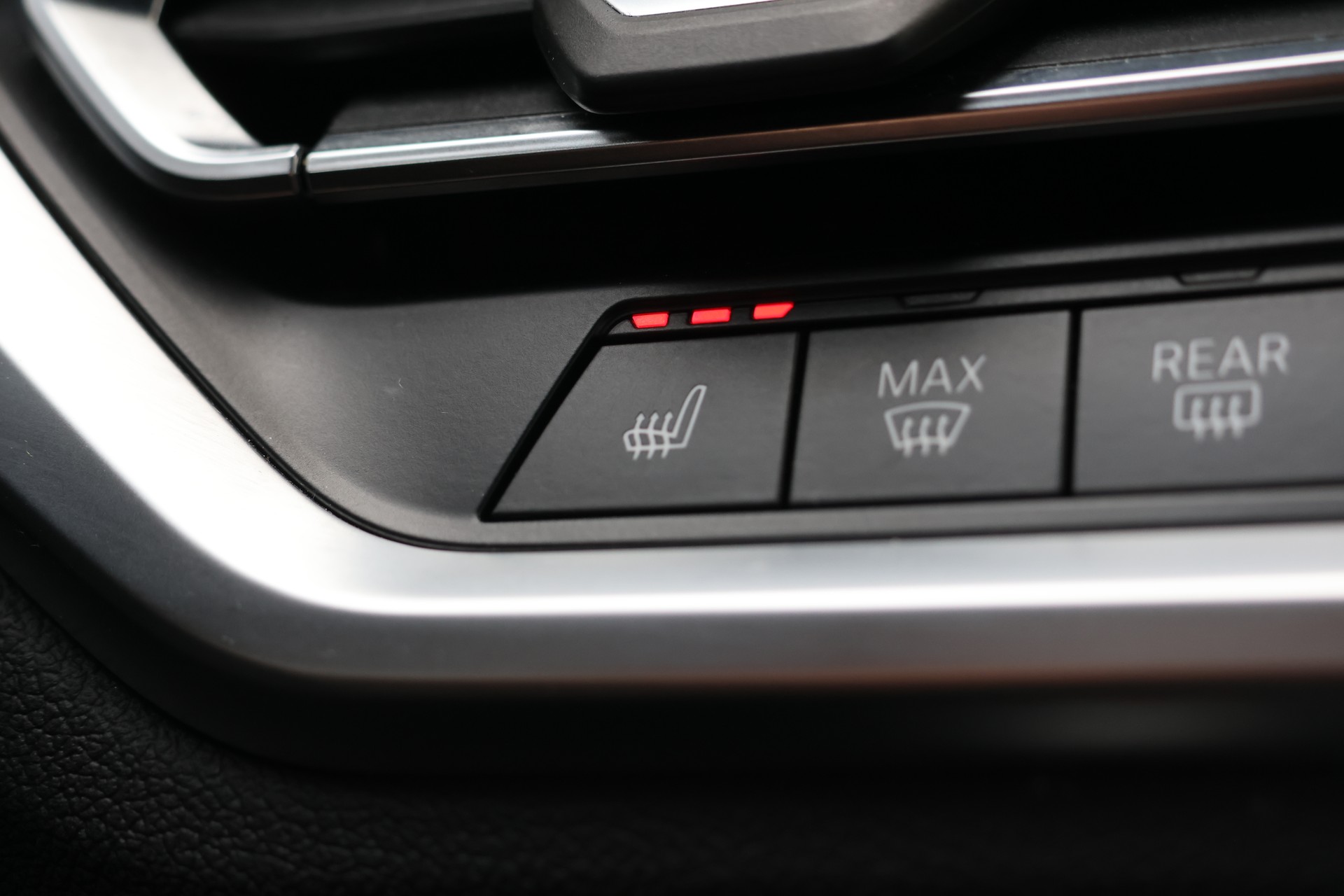 BMW M340i xDrive 48V Touring Steptronic (CH)-image-27
