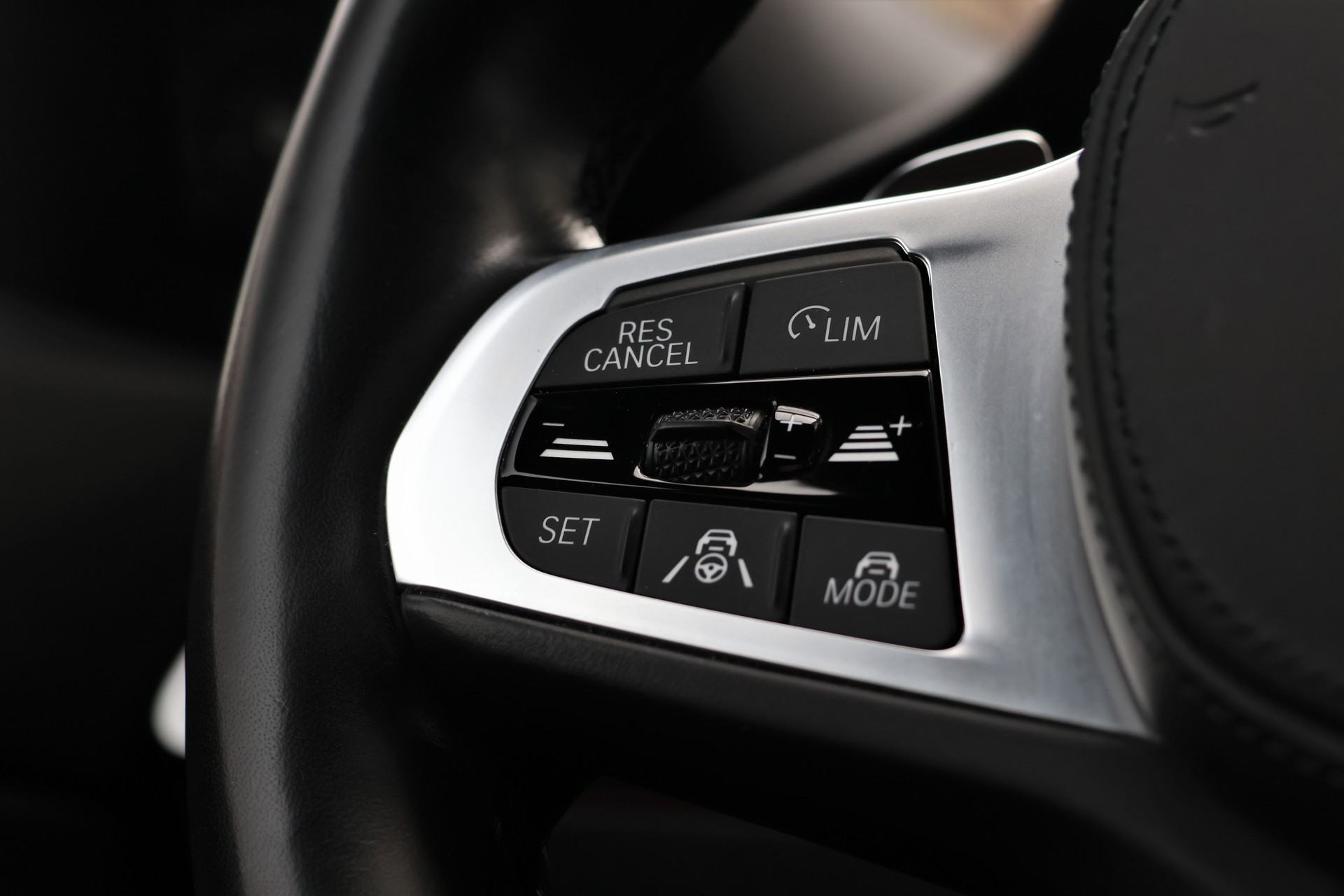 BMW M340i xDrive 48V Touring Steptronic (CH)-image-16