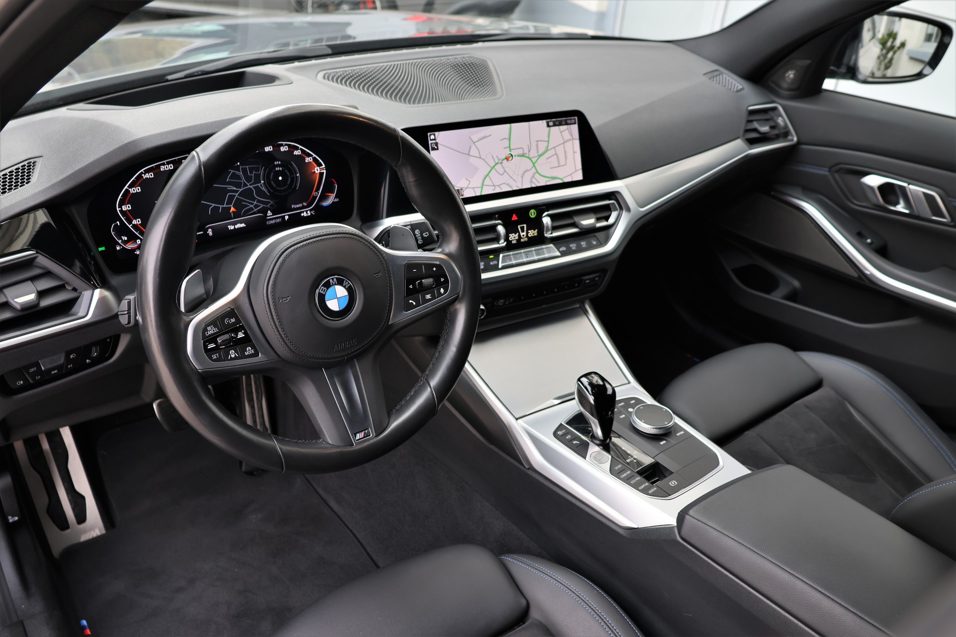 BMW M340i xDrive 48V Touring Steptronic (CH)-image-9