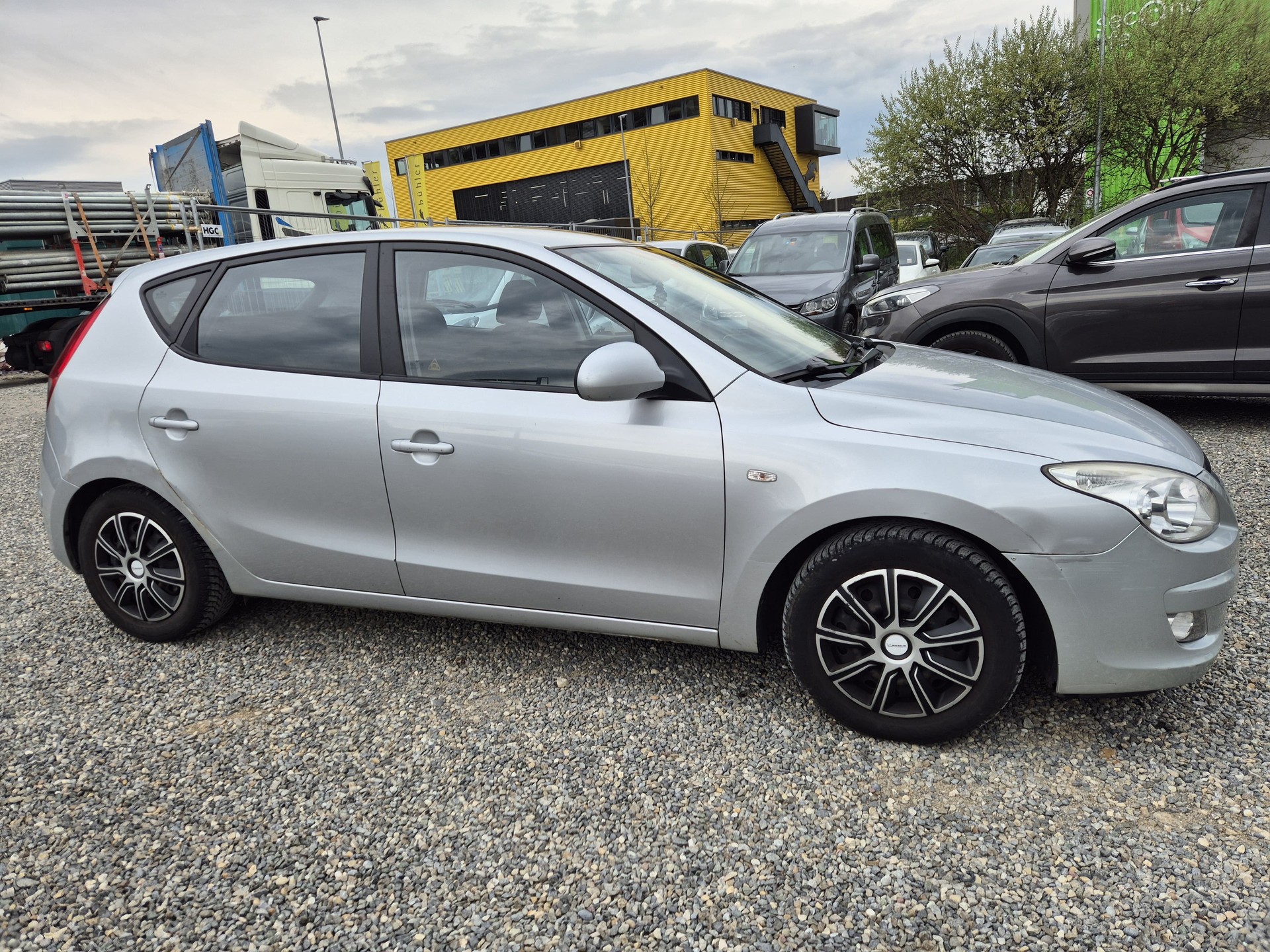 HYUNDAI i30 1.6 CRDi Style-image-2