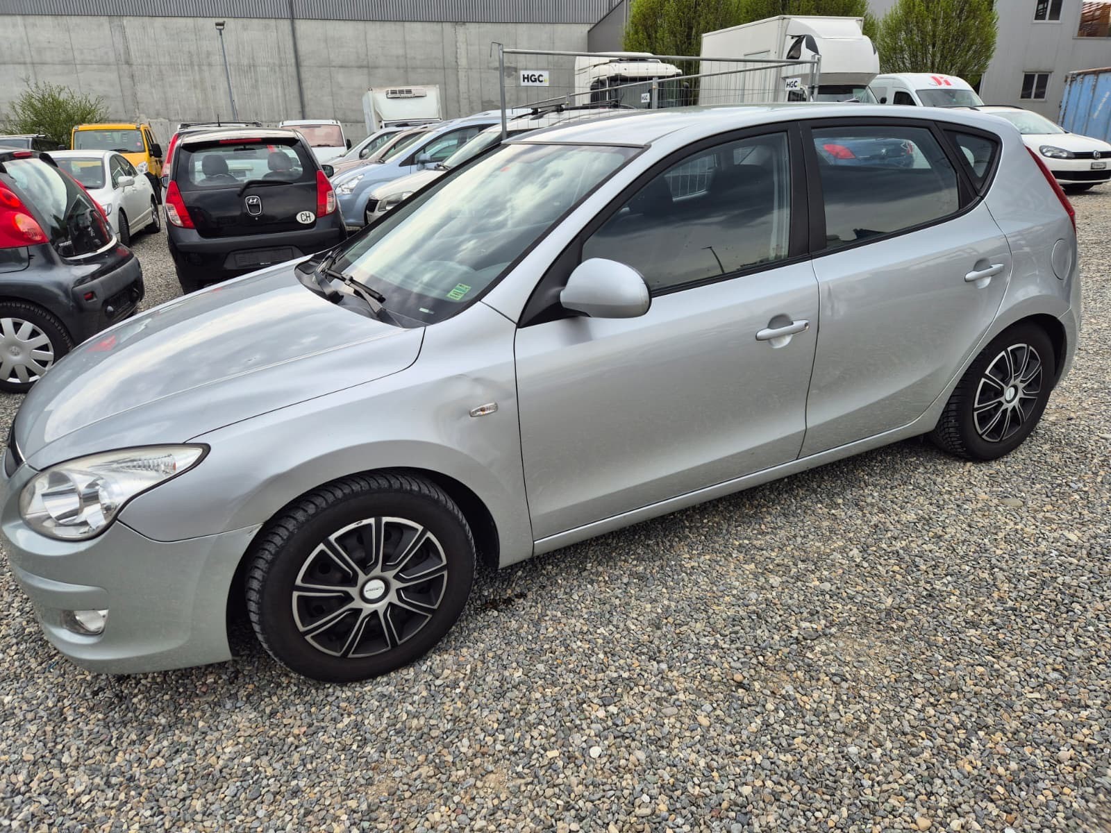 HYUNDAI i30 1.6 CRDi Style-image-5