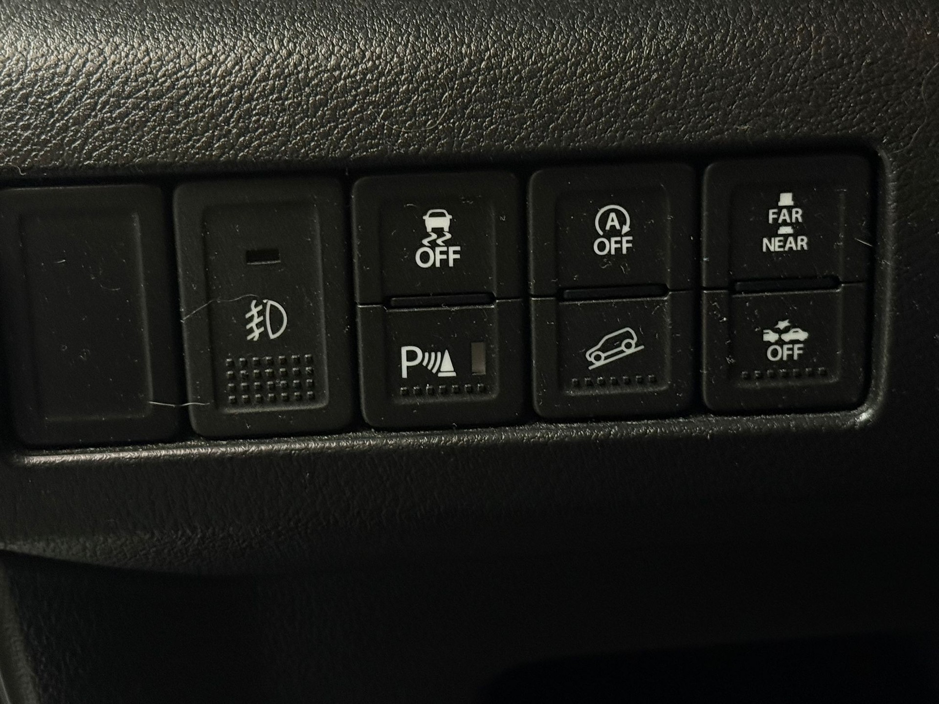 SUZUKI Vitara 1.6 TD Sergio Cellano Top 4*4-image-14