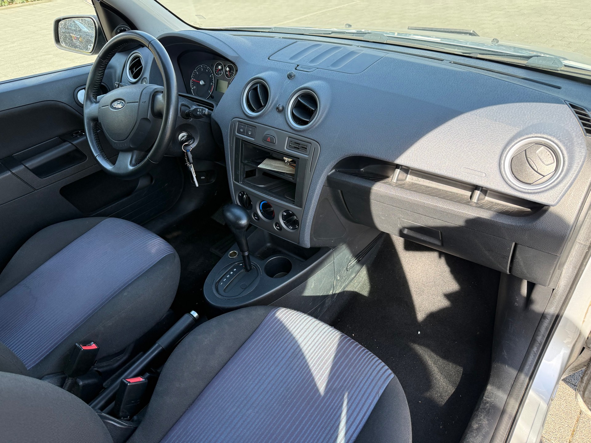 FORD Fusion 1.6 16V Trend-image-7