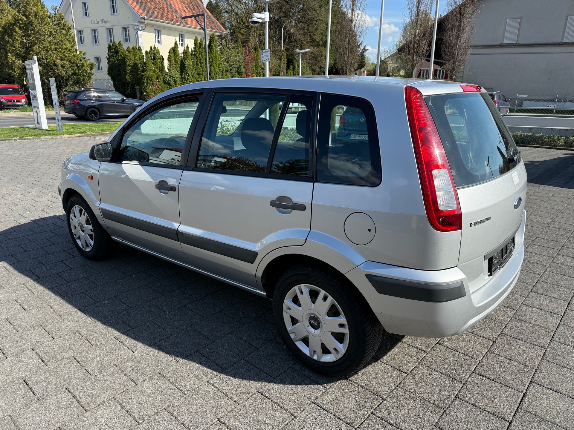 FORD Fusion 1.6 16V Trend-image-3