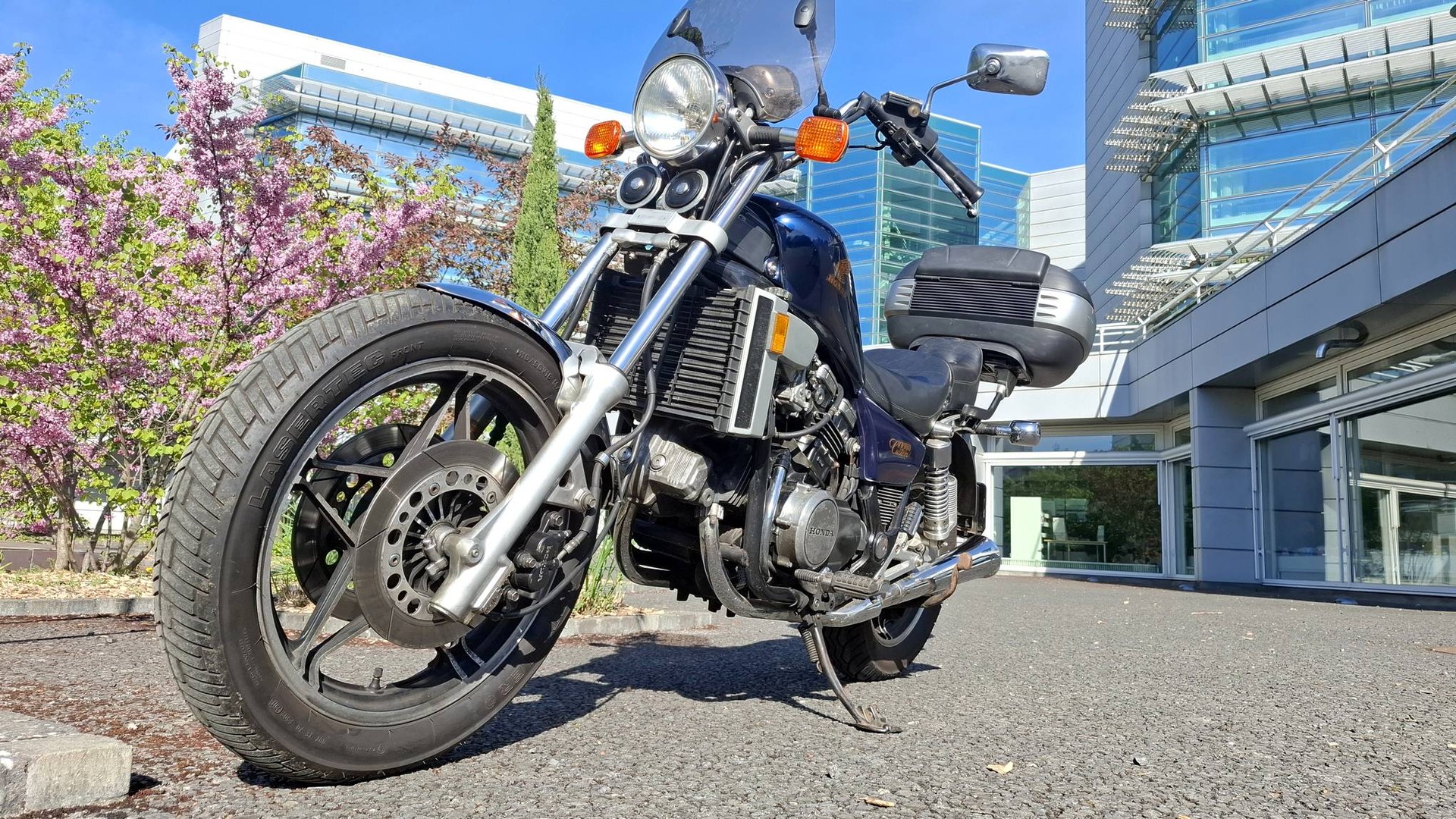 HONDA VF 750 C E-image-4