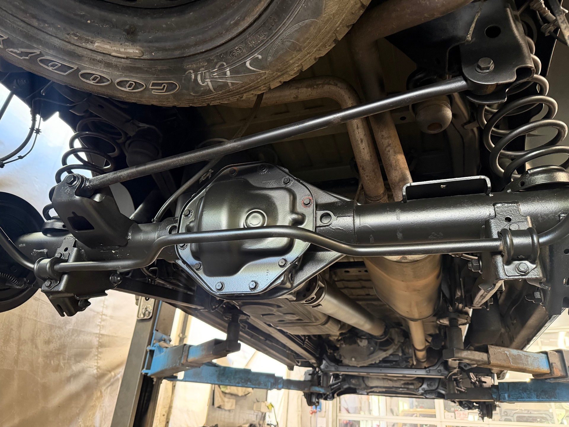 DODGE 1500 HEMI V8-image-17