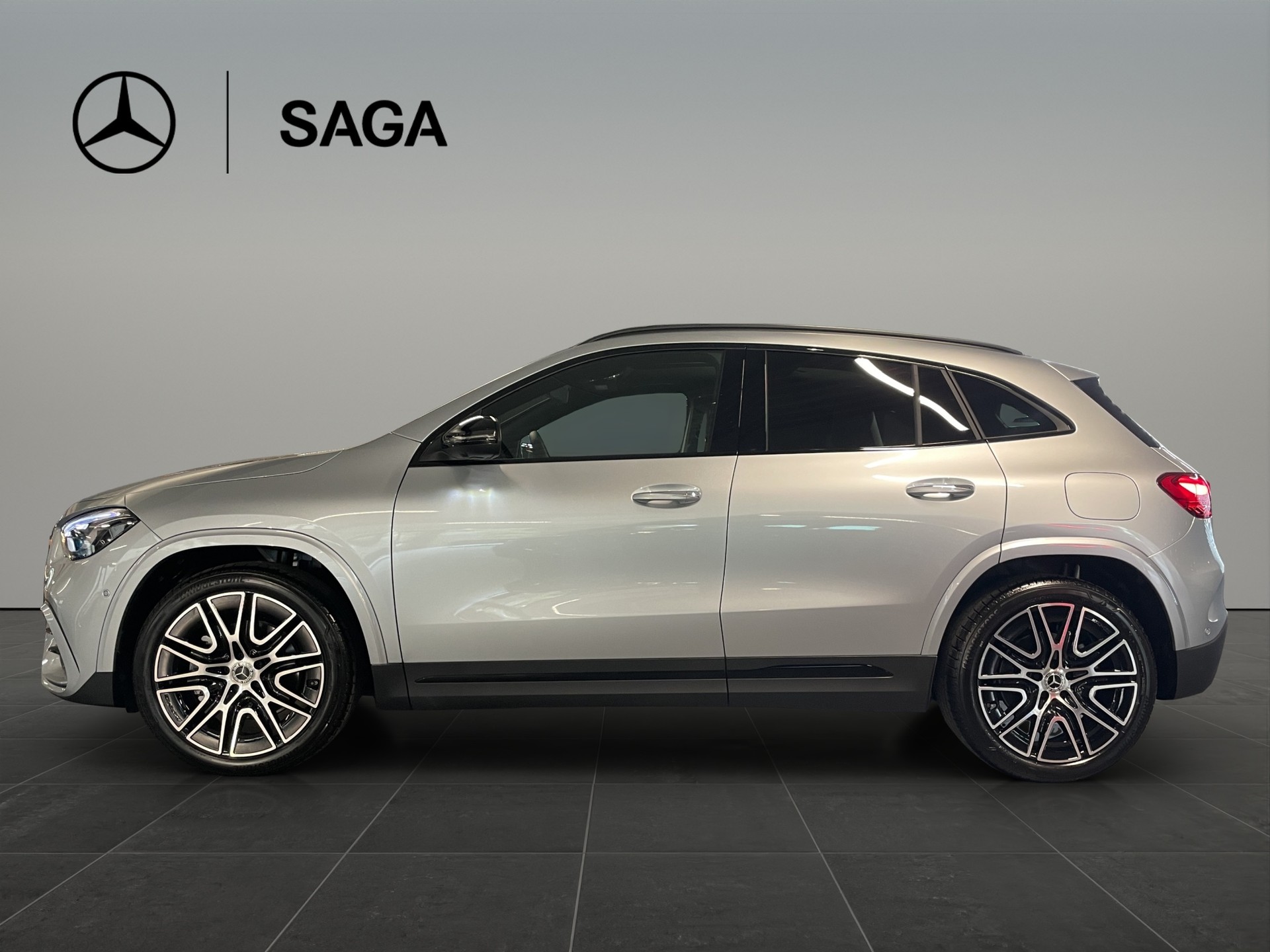 MERCEDES-BENZ GLA 220d 4Matic 8G-DCTSwiss Star-image-2