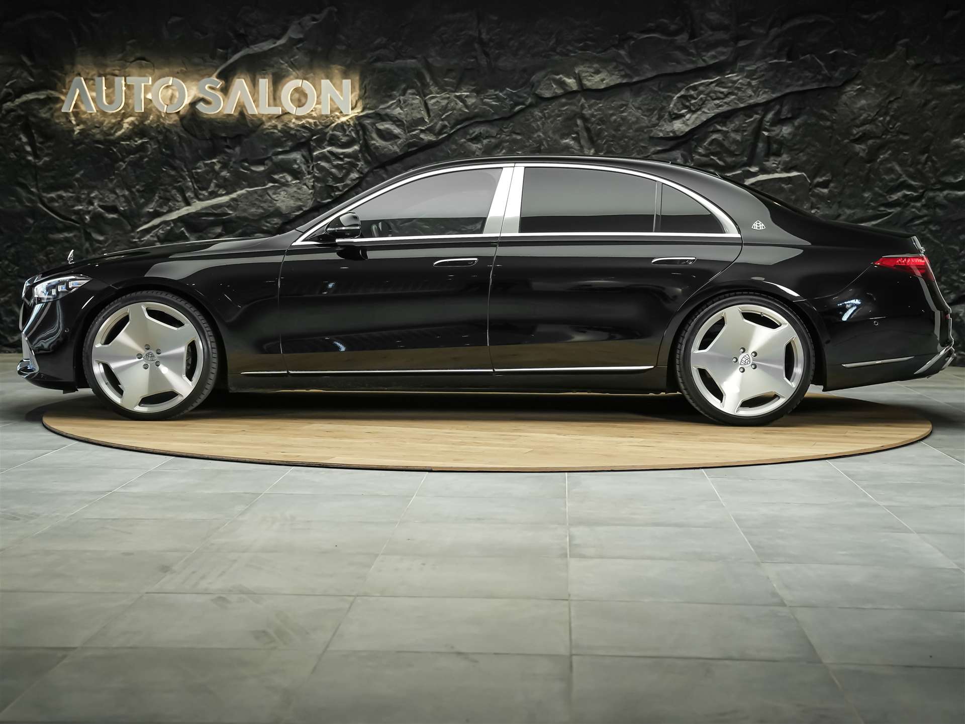 MERCEDES-BENZ S 400 d L 4Matic 9G-Tronic *Maybach*22" Felgen*Chauffeur Paket*-image-2