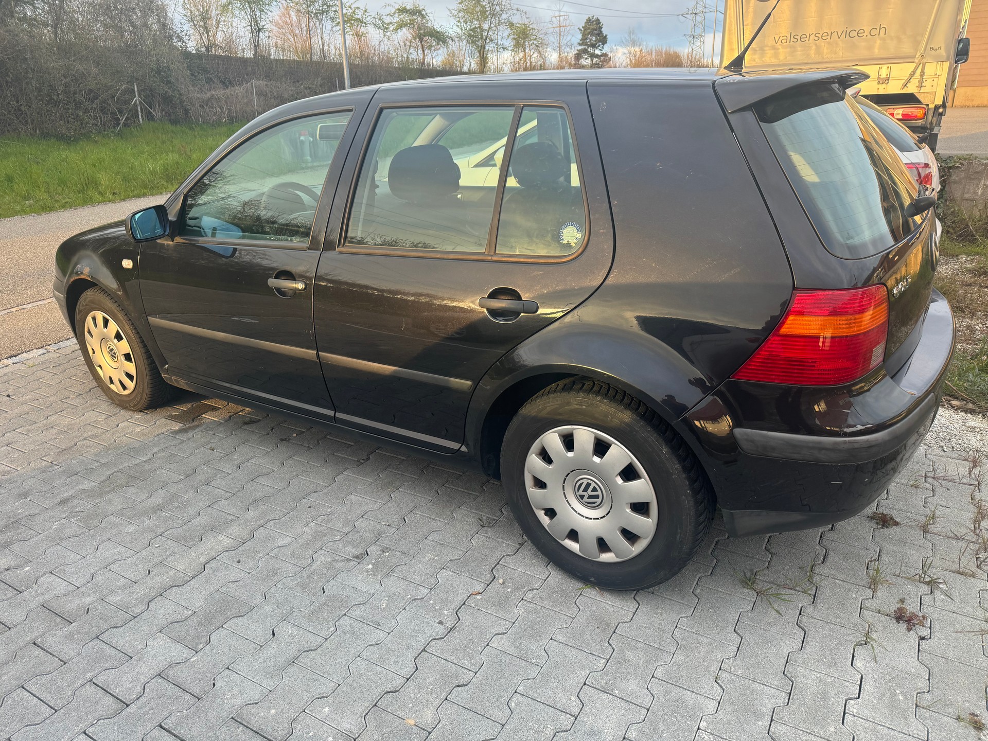 VW Golf 1.9 TDI PD Highline-image-5