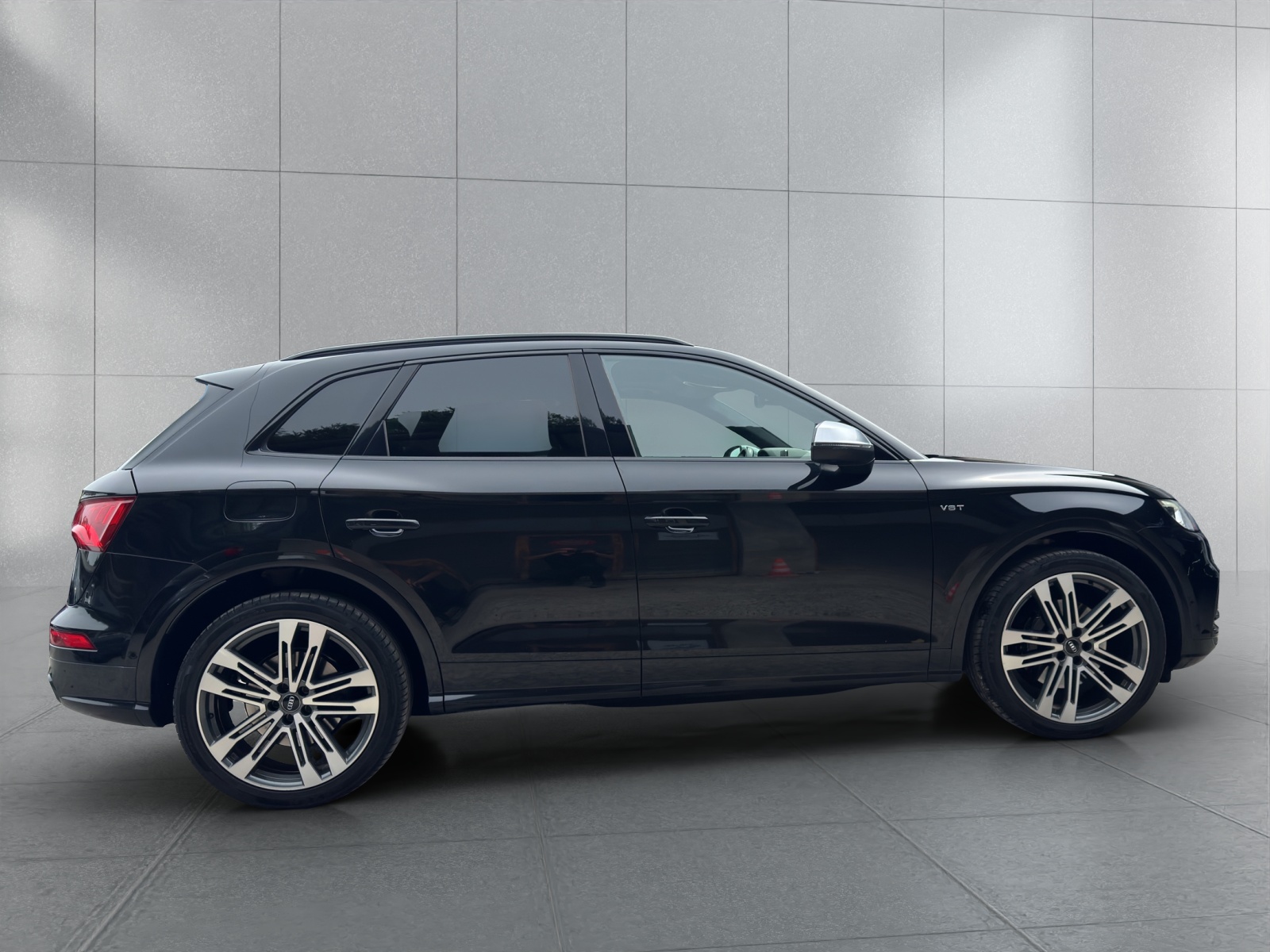 AUDI SQ5 3.0 TFSI quattro S-tronic-image-6