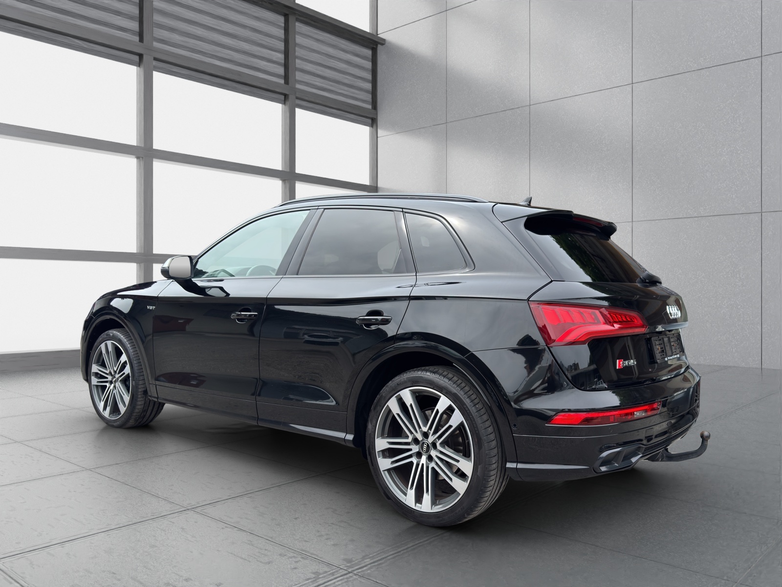AUDI SQ5 3.0 TFSI quattro S-tronic-image-3