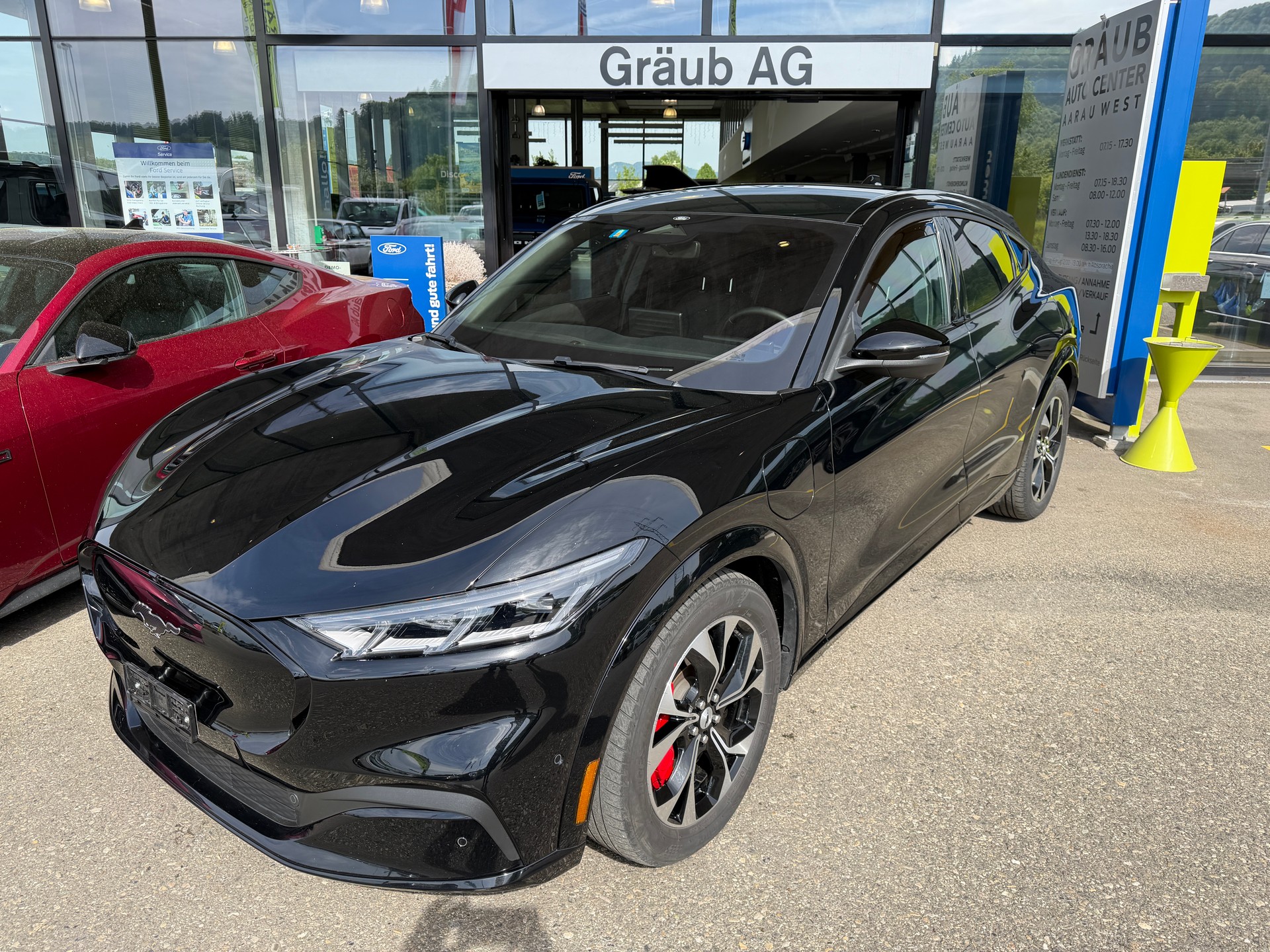 FORD Mustang MACH-E Premium AWD 88 kWh-image-2