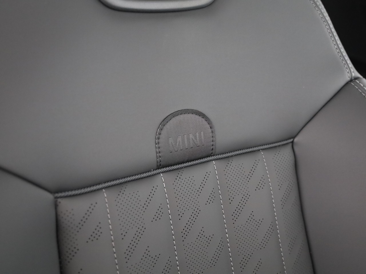 MINI Cooper John Cooper Works DKG-image-23
