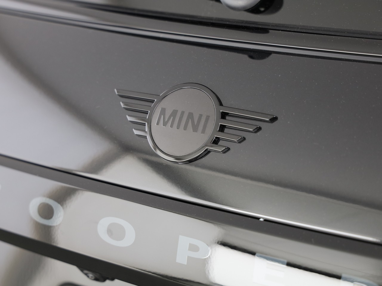 MINI Cooper John Cooper Works DKG-image-12