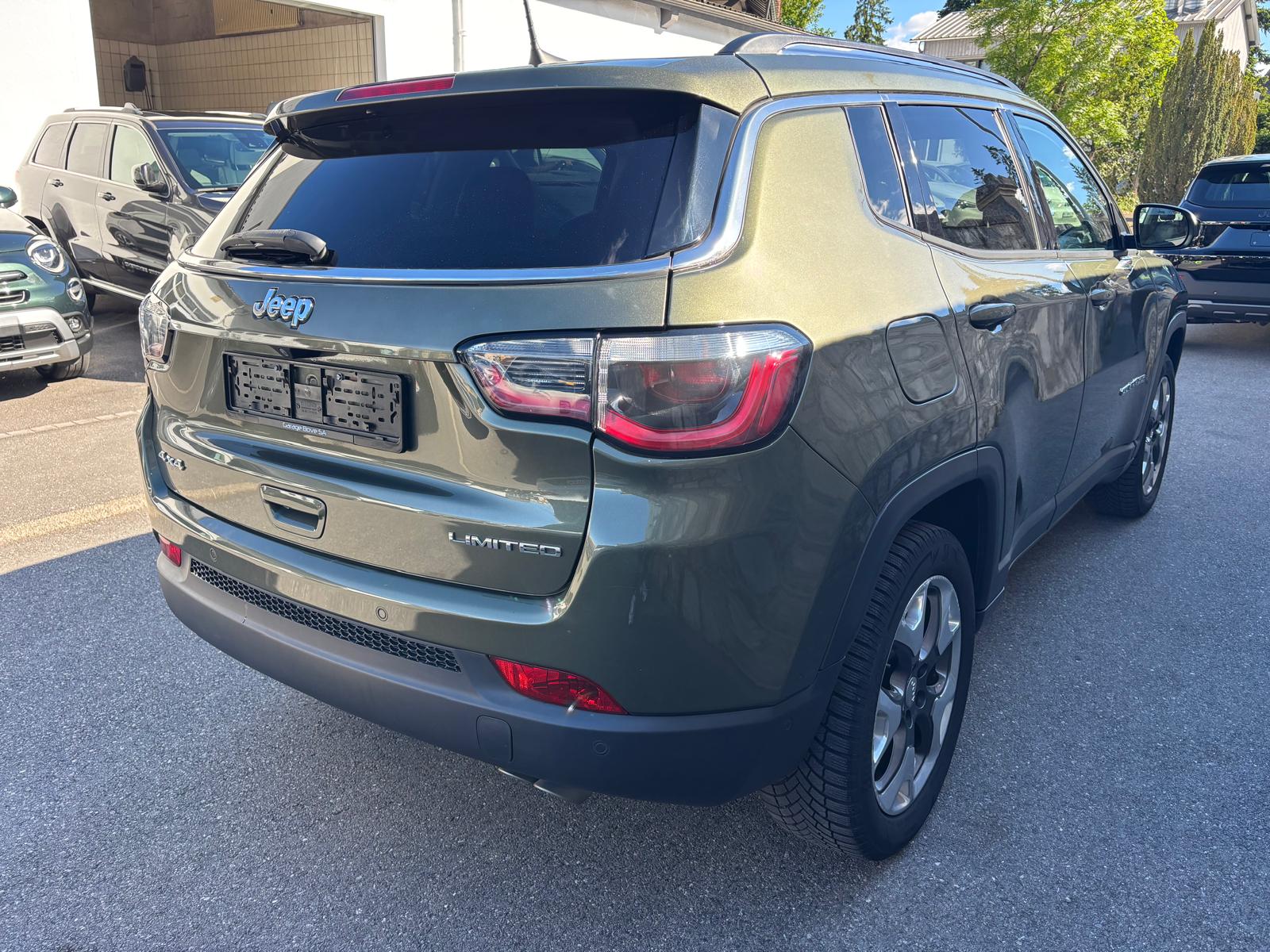 JEEP Compass 2.0CRD Limited AWD 9ATX-image-1