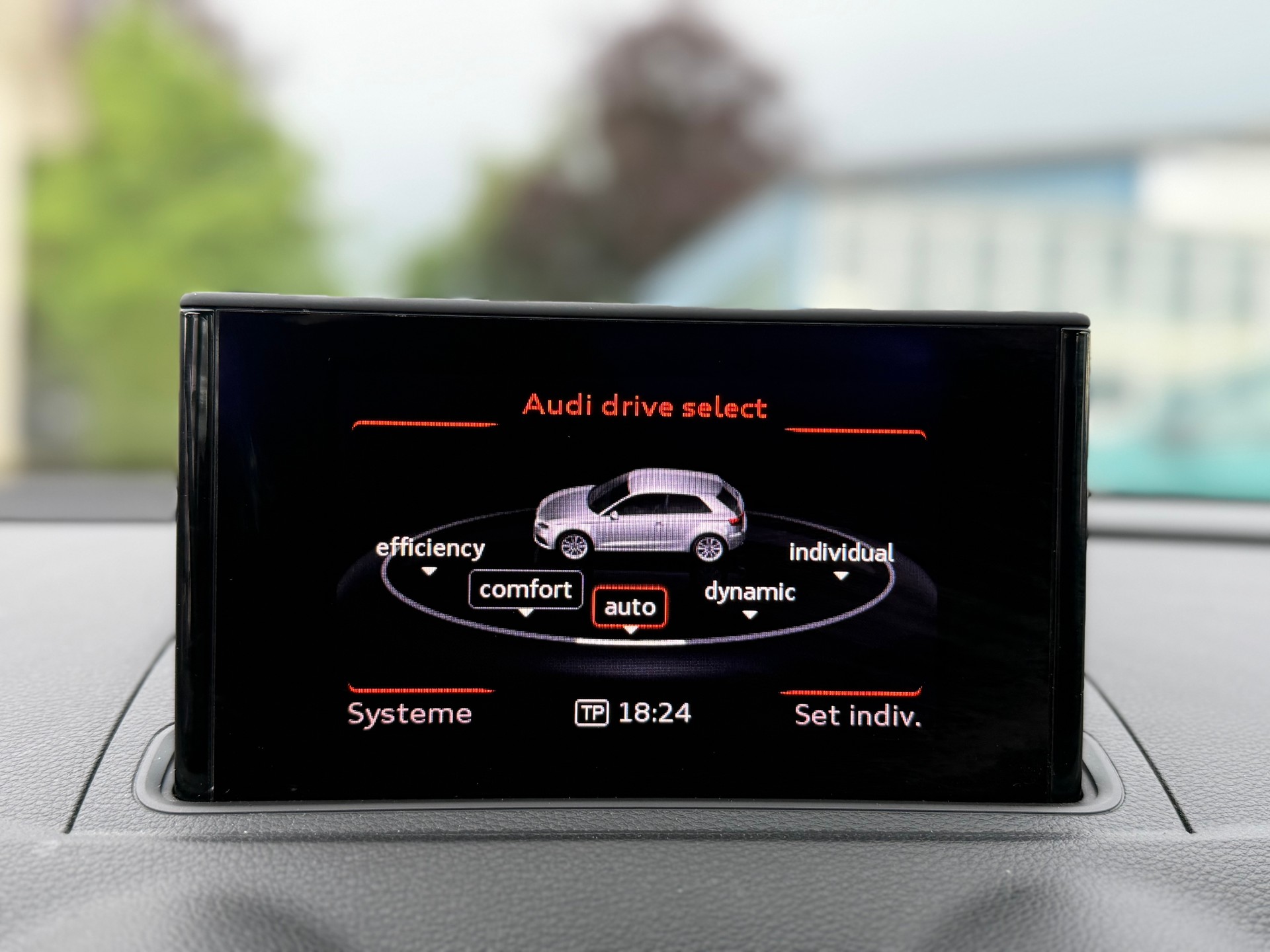 AUDI A3 1.4 TFSI Ambiente-image-11