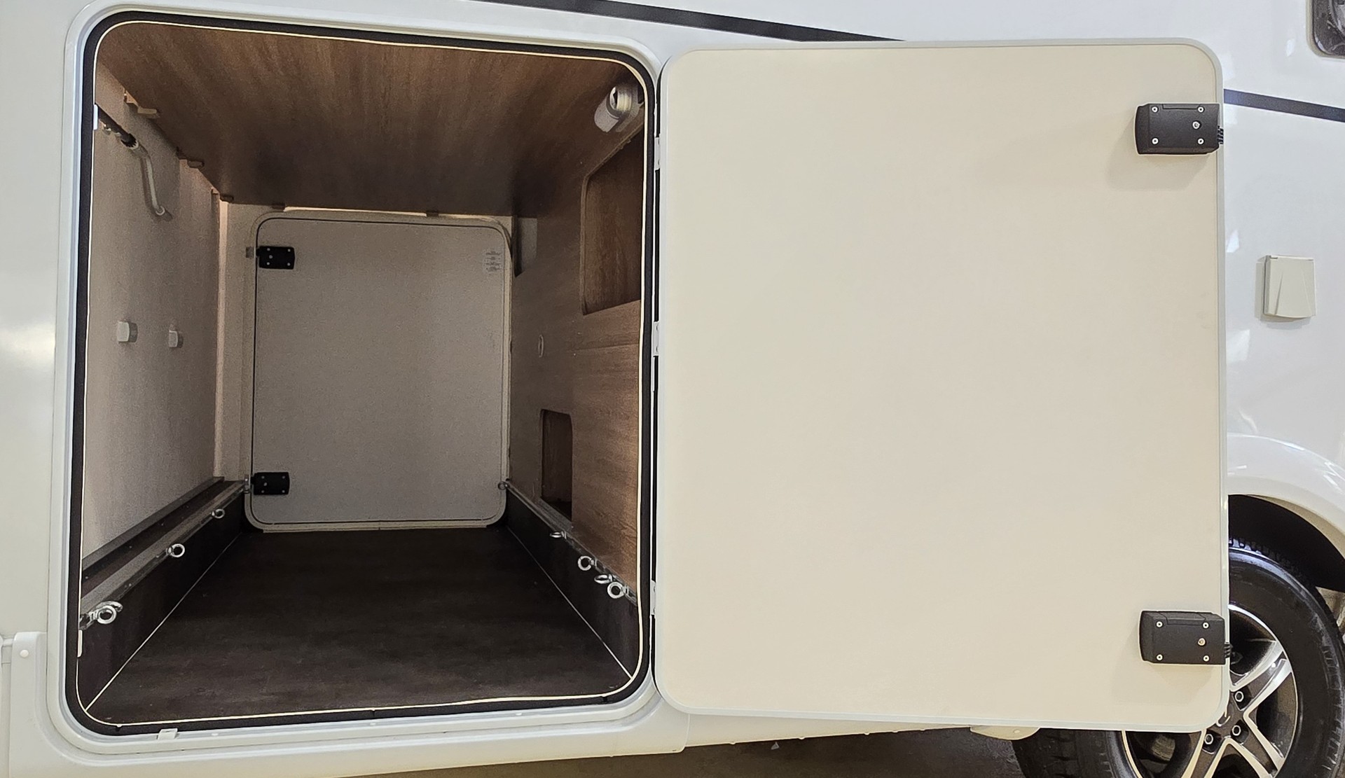DETHLEFFS Trend I 7057 EB, Fiat Ducato 2.2MJT 140PS-image-6