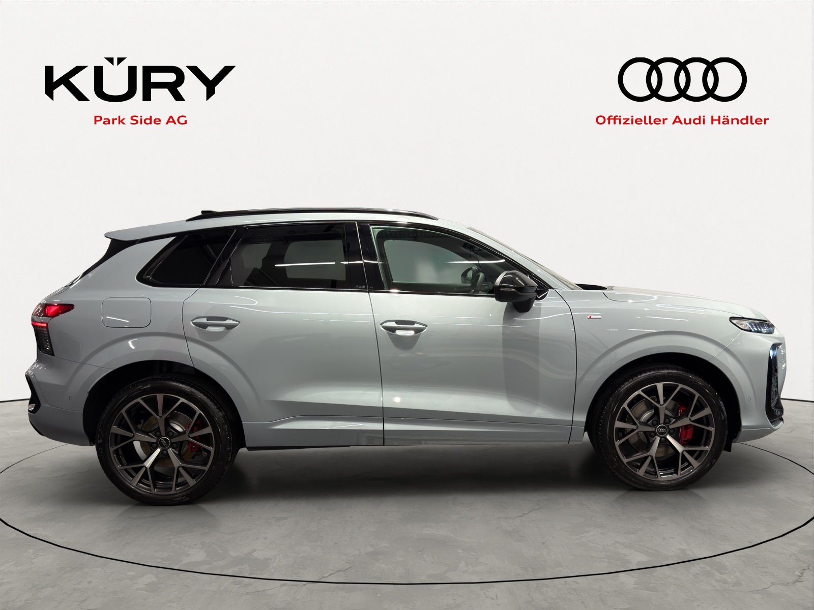 AUDI Q3 SUV TFSI quattro 195 kW S tronic-showroom-element-2