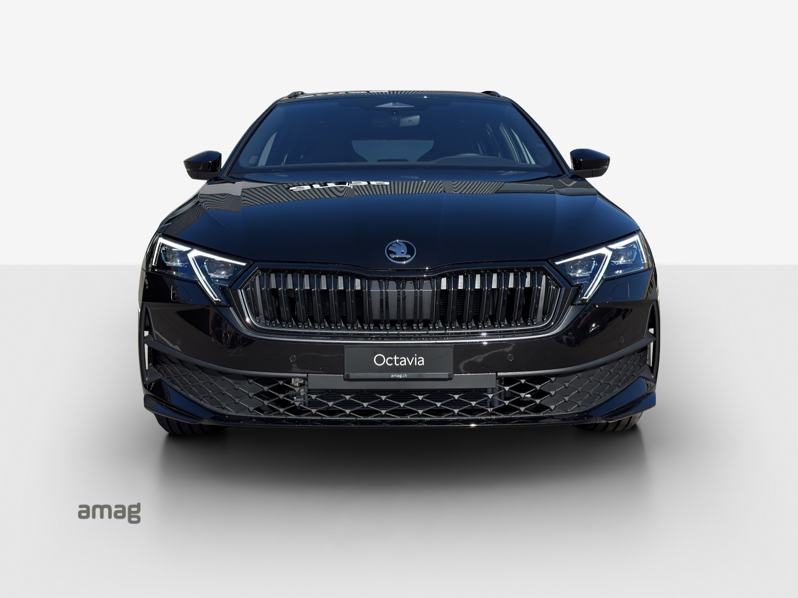 SKODA Octavia Sportline Dynamic-image-6