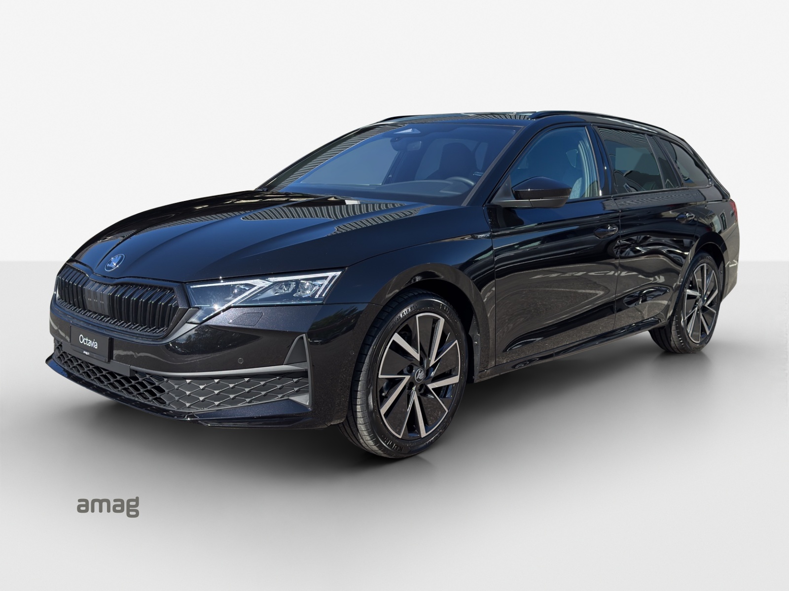 SKODA Octavia Combi 2.0 TSI DSG Dynamic 4x4