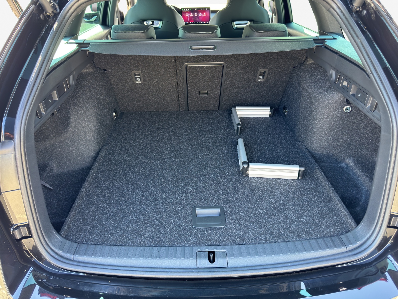 SKODA Octavia Sportline Dynamic-image-12