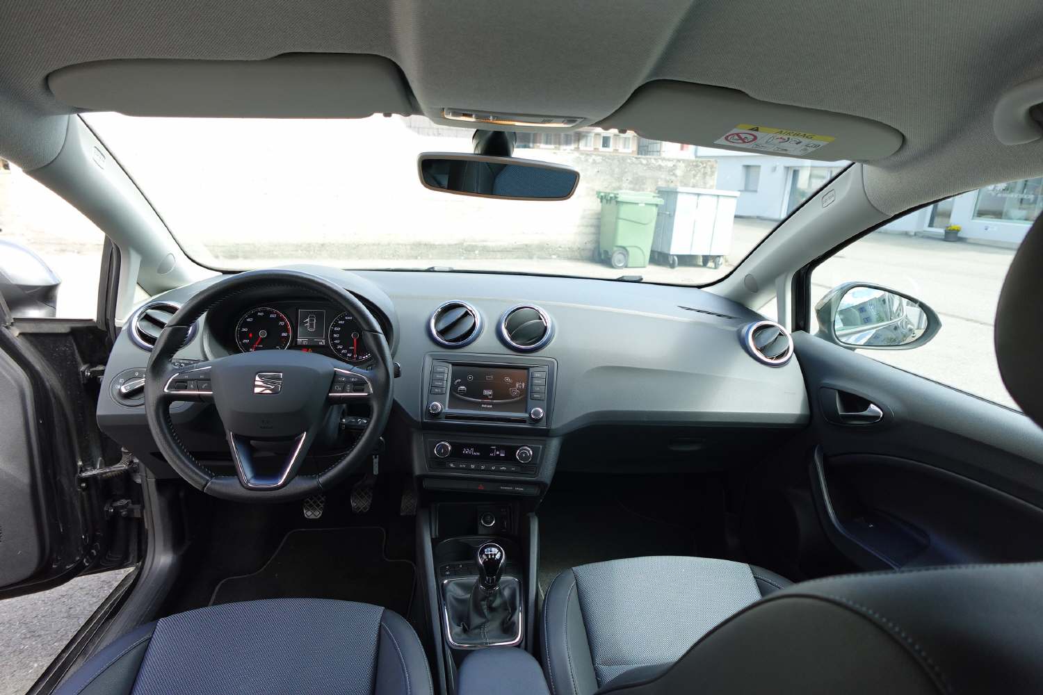 SEAT Ibiza 1.0 TSI 95 Connect-image-10