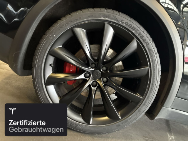 TESLA Model X Performance-image-9