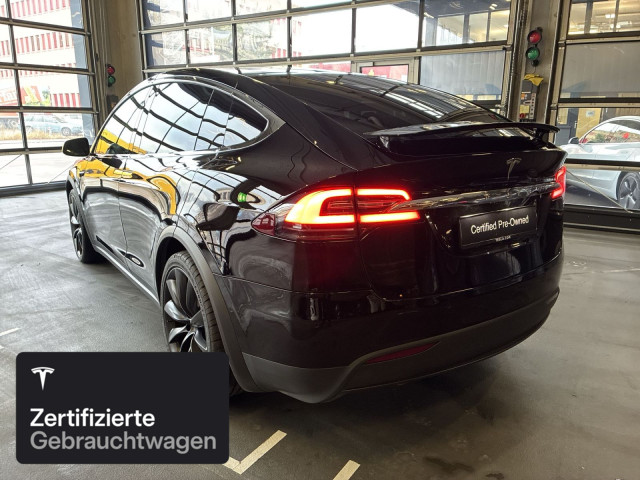 TESLA Model X Performance-image-6