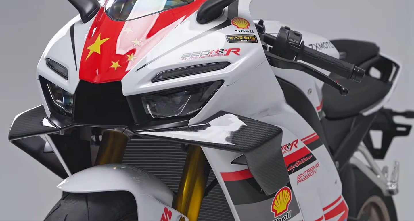 ZXMOTO 820 RR-R-showroom-element-3