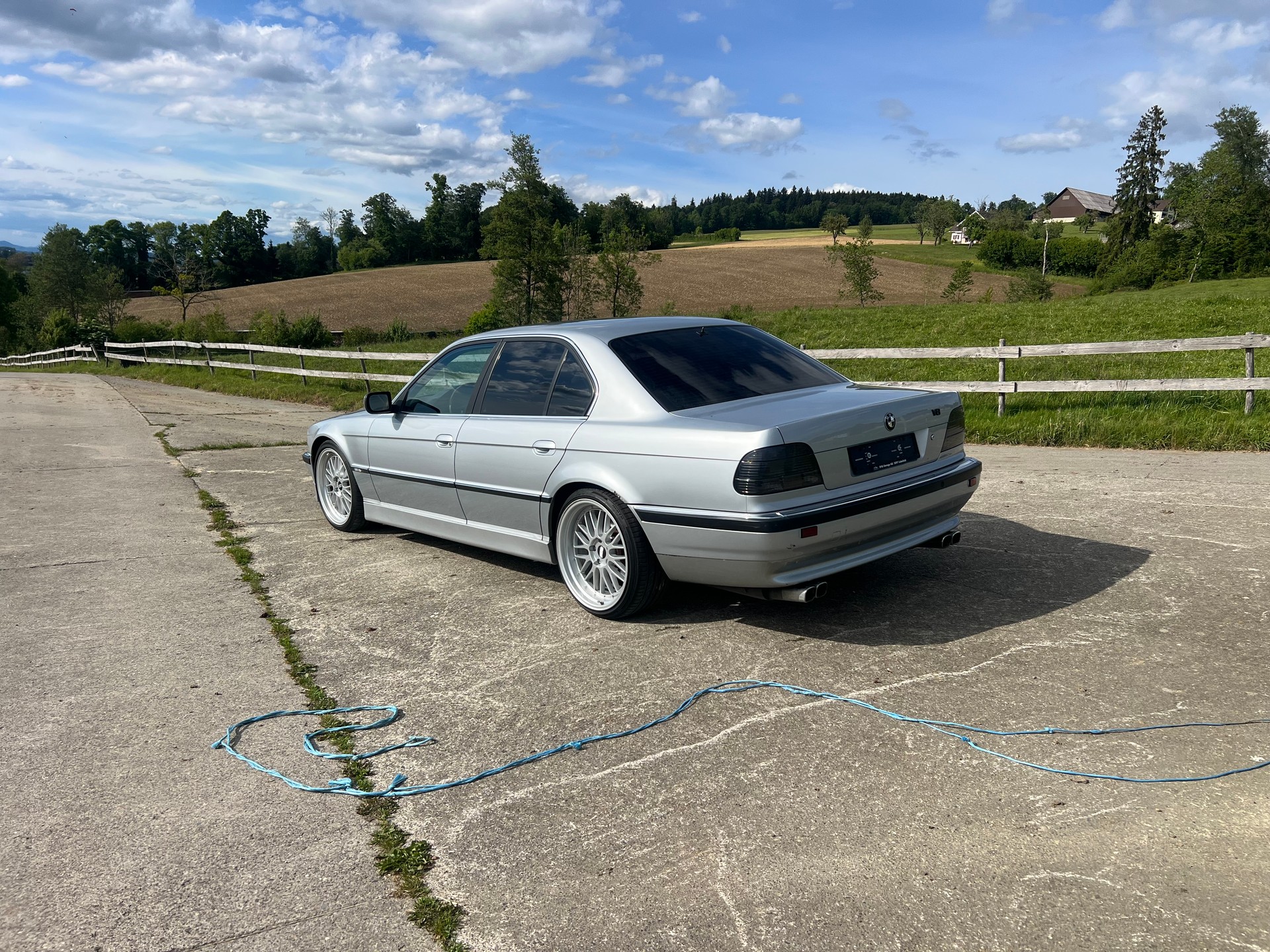BMW 740i V8 ABS dAiB-image-3