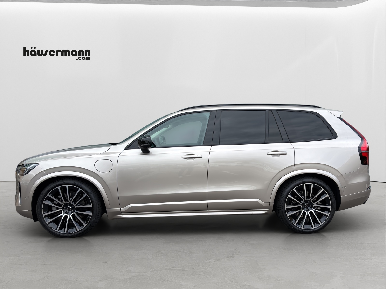 VOLVO XC90 2.0 T8 TE XCLUSIVE Edition Dark eAWD-showroom-element-1