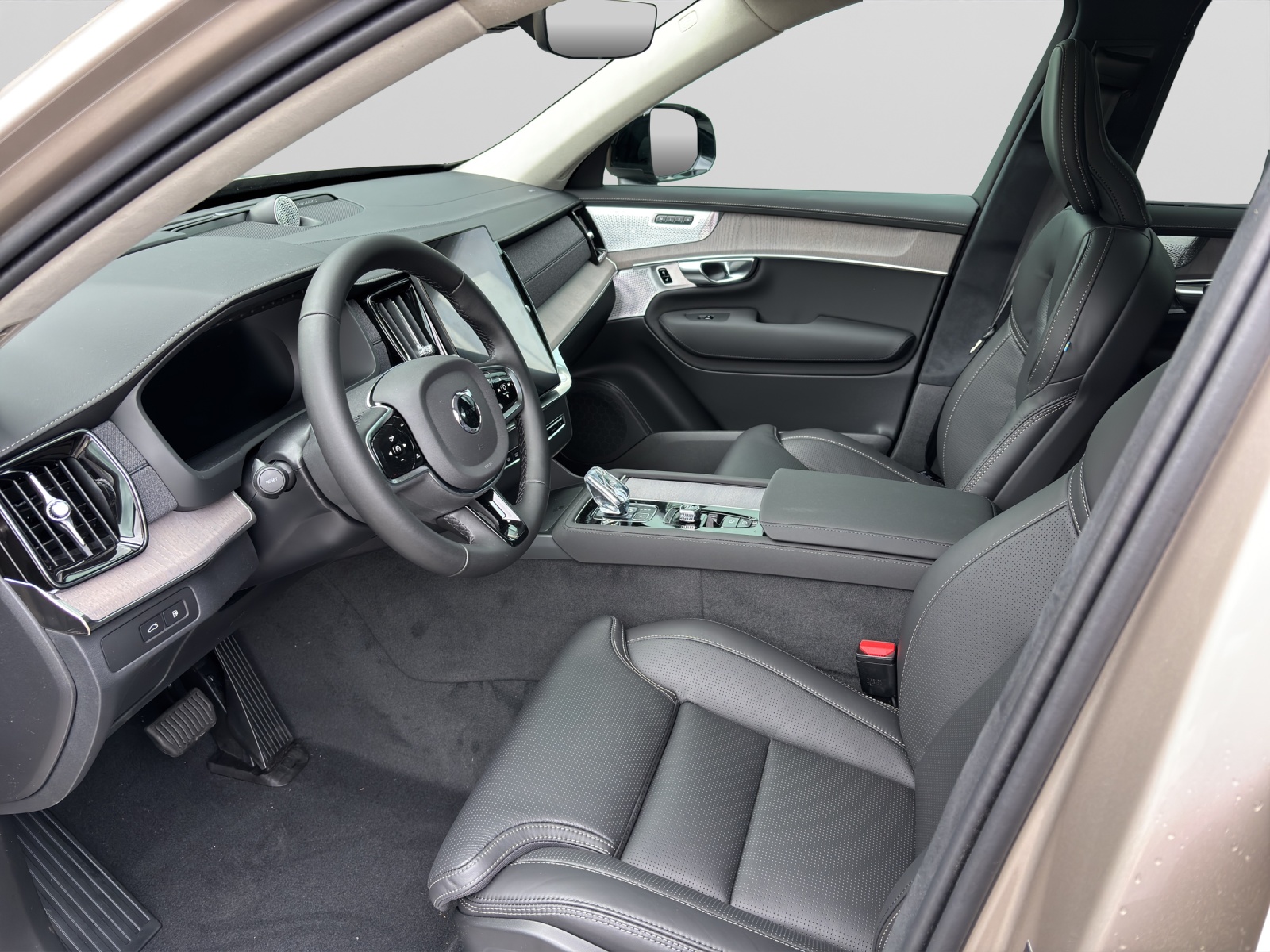 VOLVO XC90 2.0 T8 TE XCLUSIVE Edition Dark eAWD-showroom-element-3
