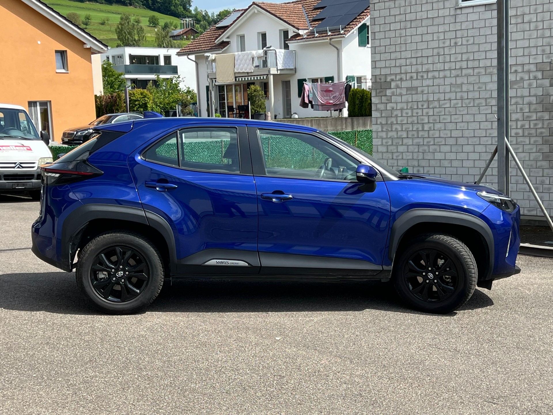 TOYOTA Yaris Cross 1.5 VVT-i HSD Trend AWD-i-image-6