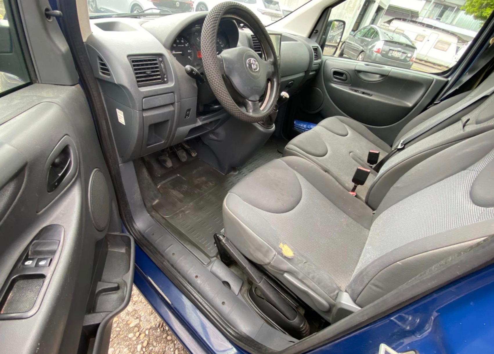 TOYOTA Proace 1.6D Panel Van Terra L2H1-image-8