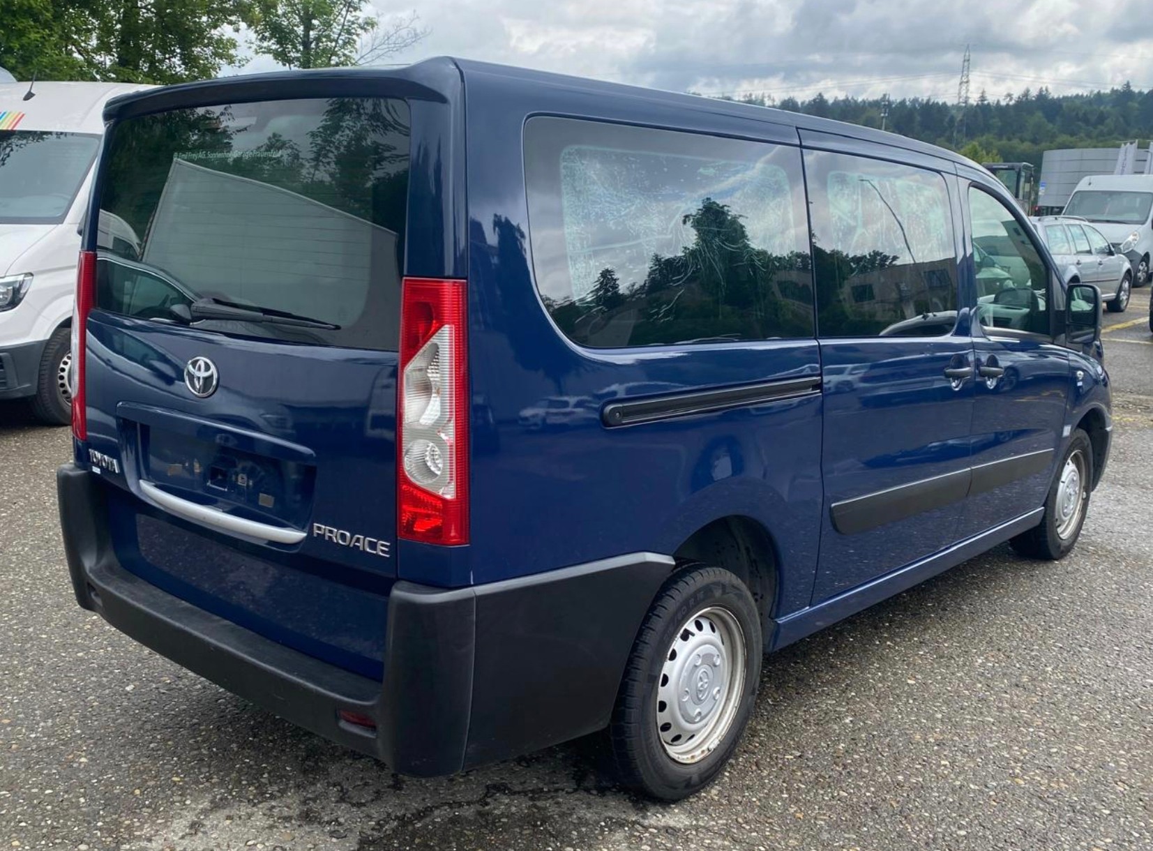 TOYOTA Proace 1.6D Panel Van Terra L2H1-image-3