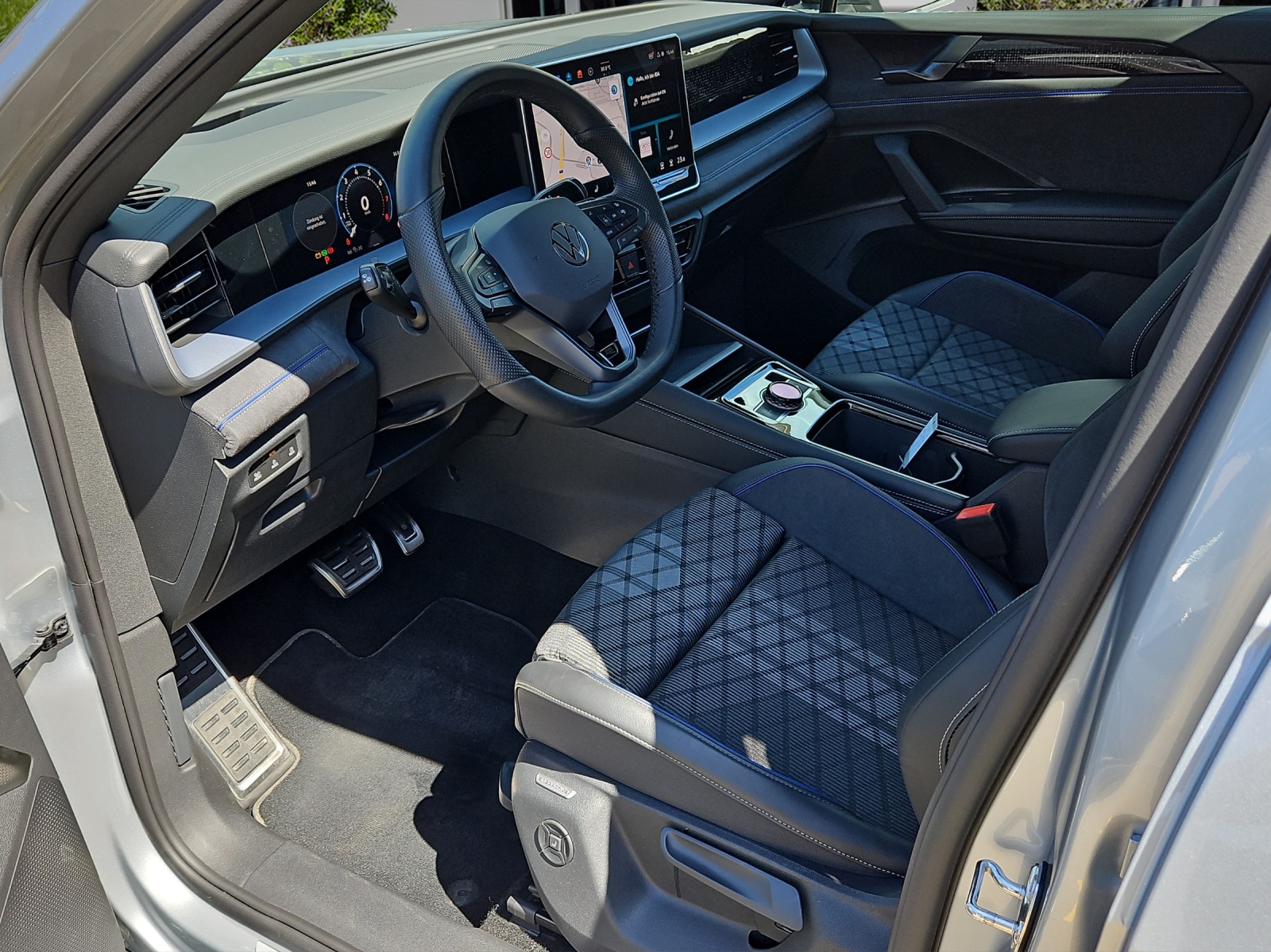 VW Tayron 2.0 TSI R-Line DSG 4Motion-image-9
