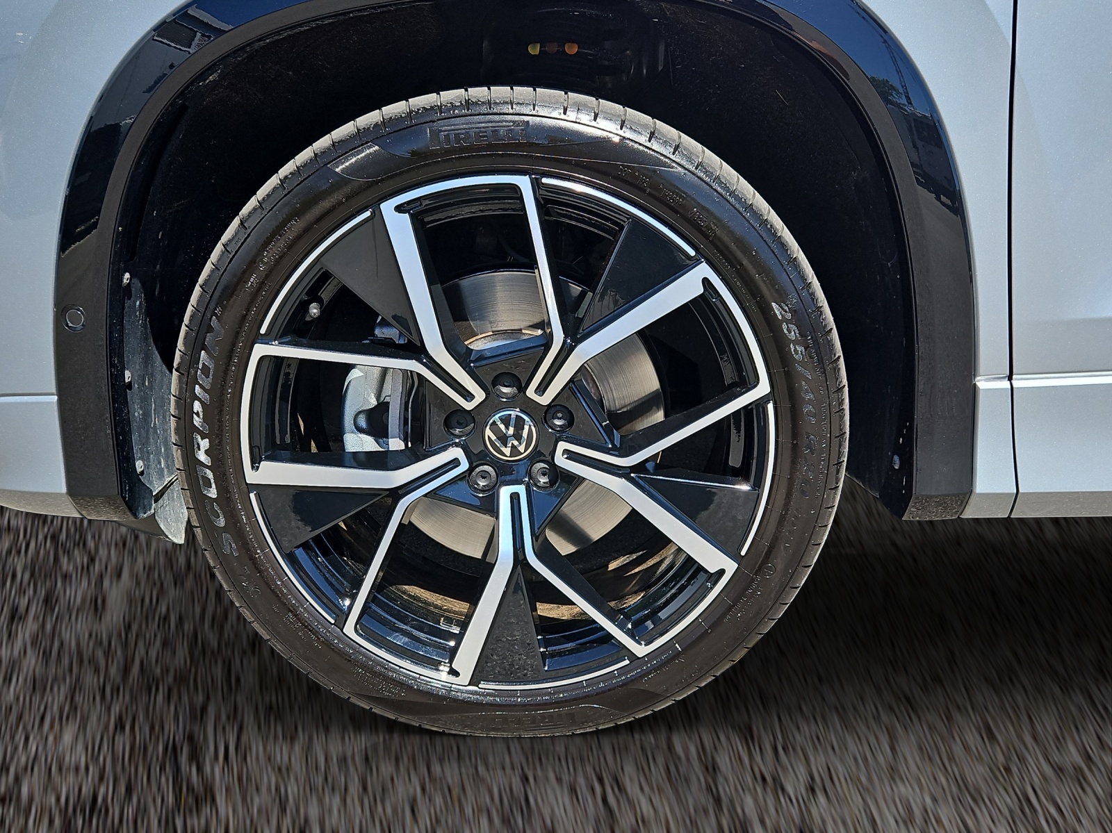VW Tayron 2.0 TSI R-Line DSG 4Motion-showroom-element-3