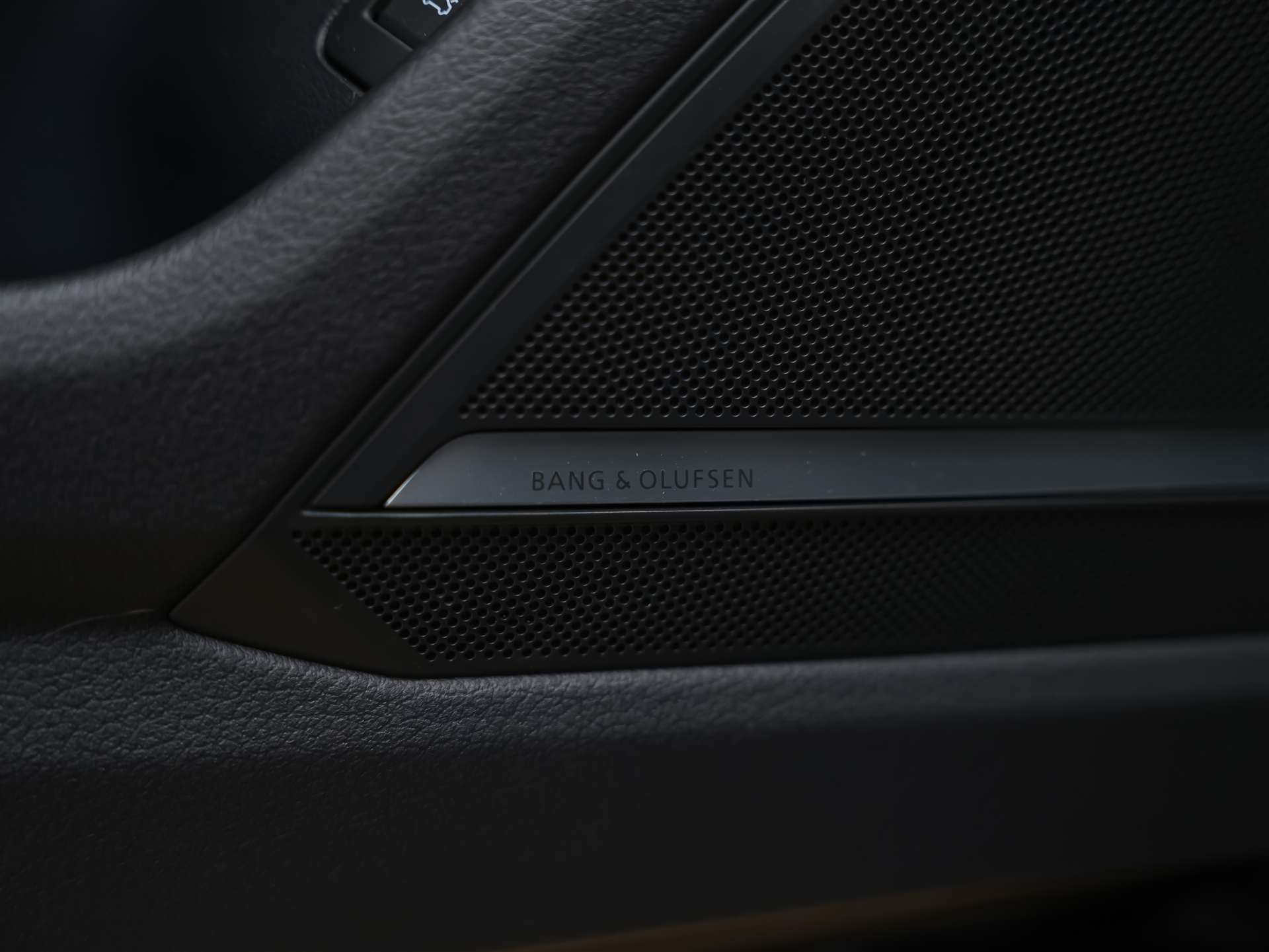 AUDI RS6 Avant 4.0 TFSI V8 quattro *CH-Auto*Panorama*Sitzlüftung*Head-Up*-image-29
