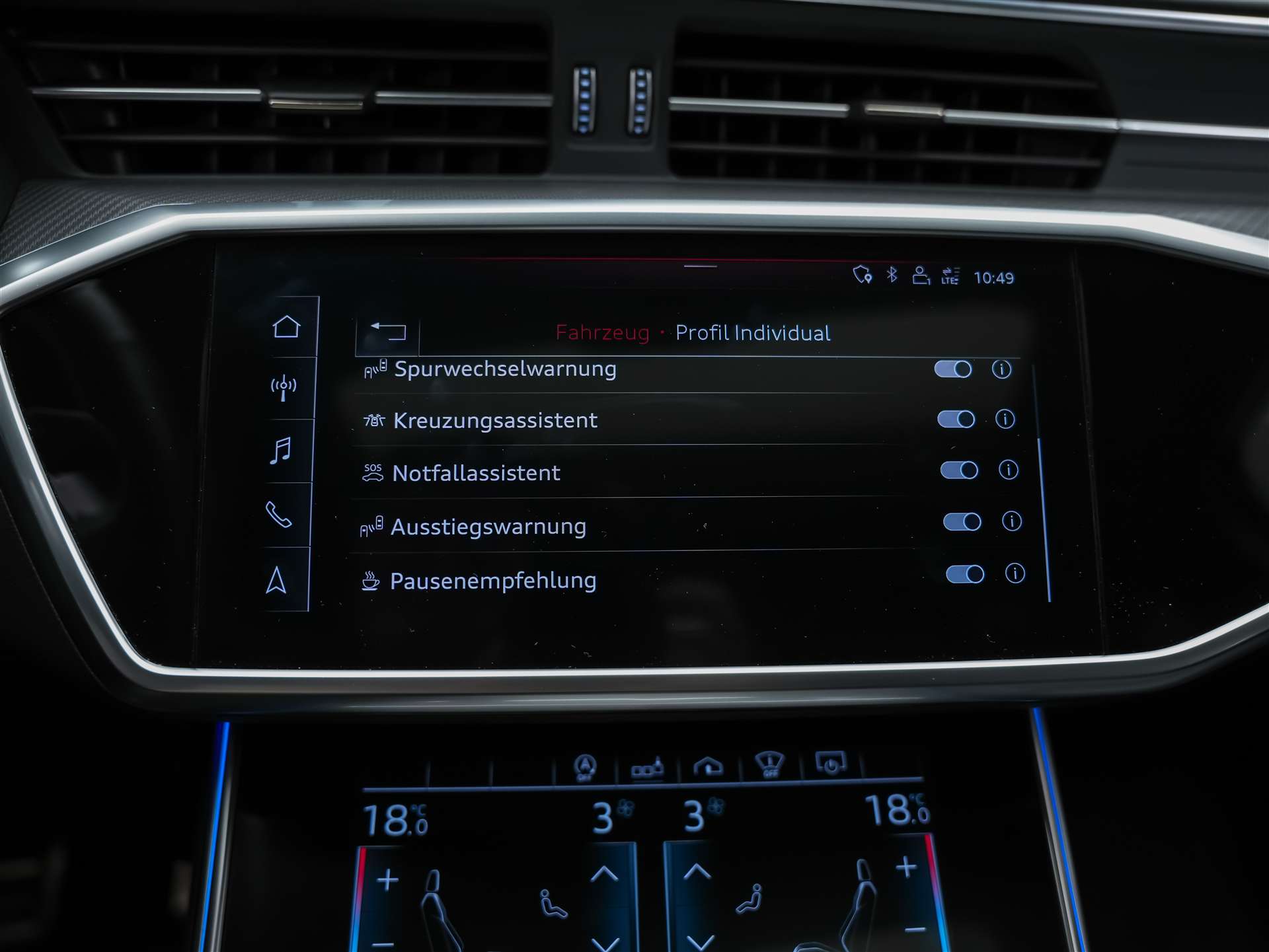 AUDI RS6 Avant 4.0 TFSI V8 quattro *CH-Auto*Panorama*Sitzlüftung*Head-Up*-image-41