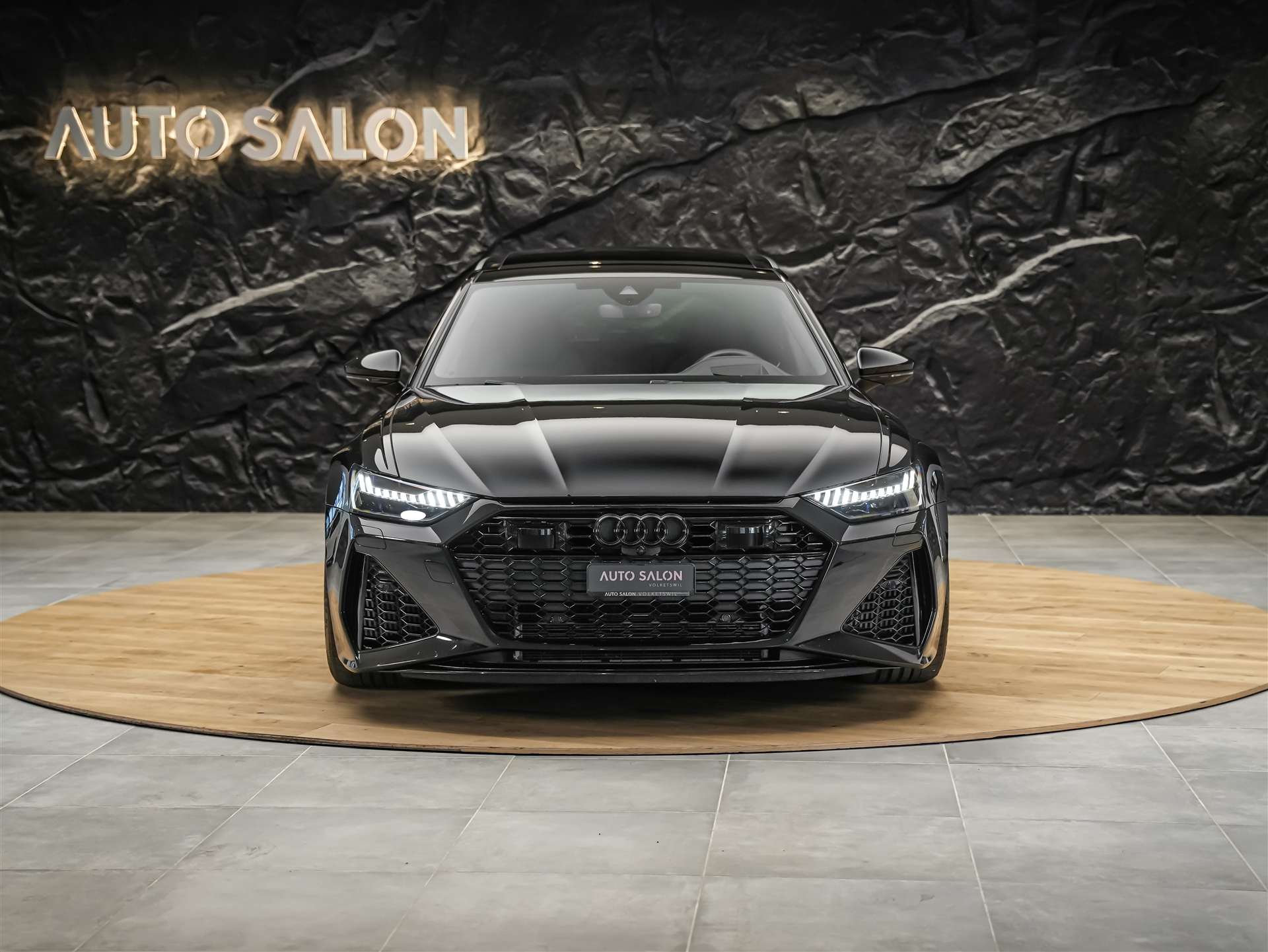 AUDI RS6 Avant 4.0 TFSI V8 quattro *CH-Auto*Panorama*Sitzlüftung*Head-Up*-image-6