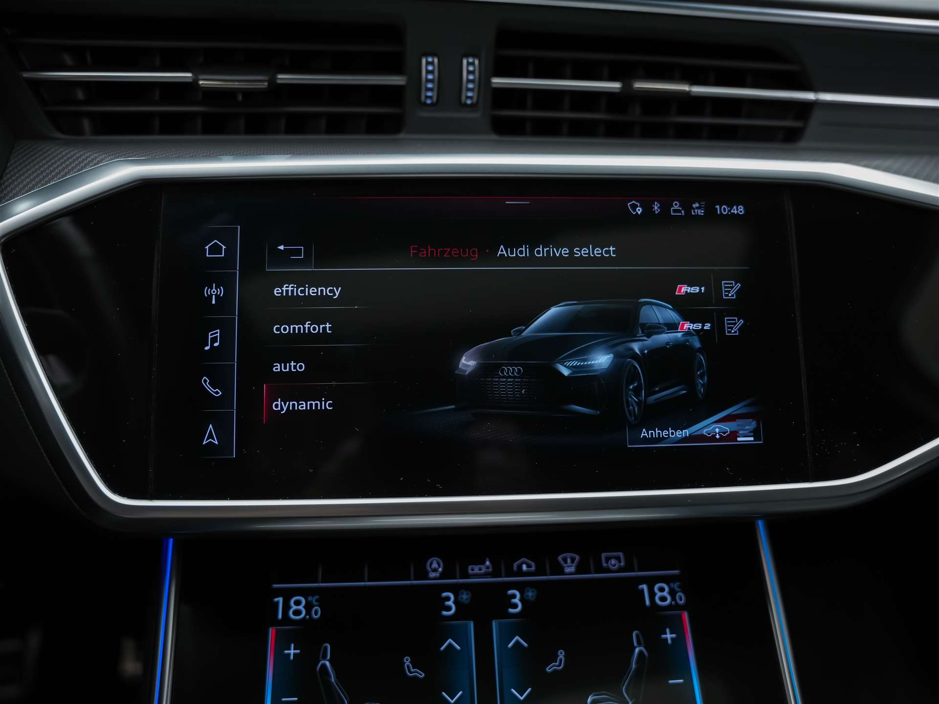 AUDI RS6 Avant 4.0 TFSI V8 quattro *CH-Auto*Panorama*Sitzlüftung*Head-Up*-image-36
