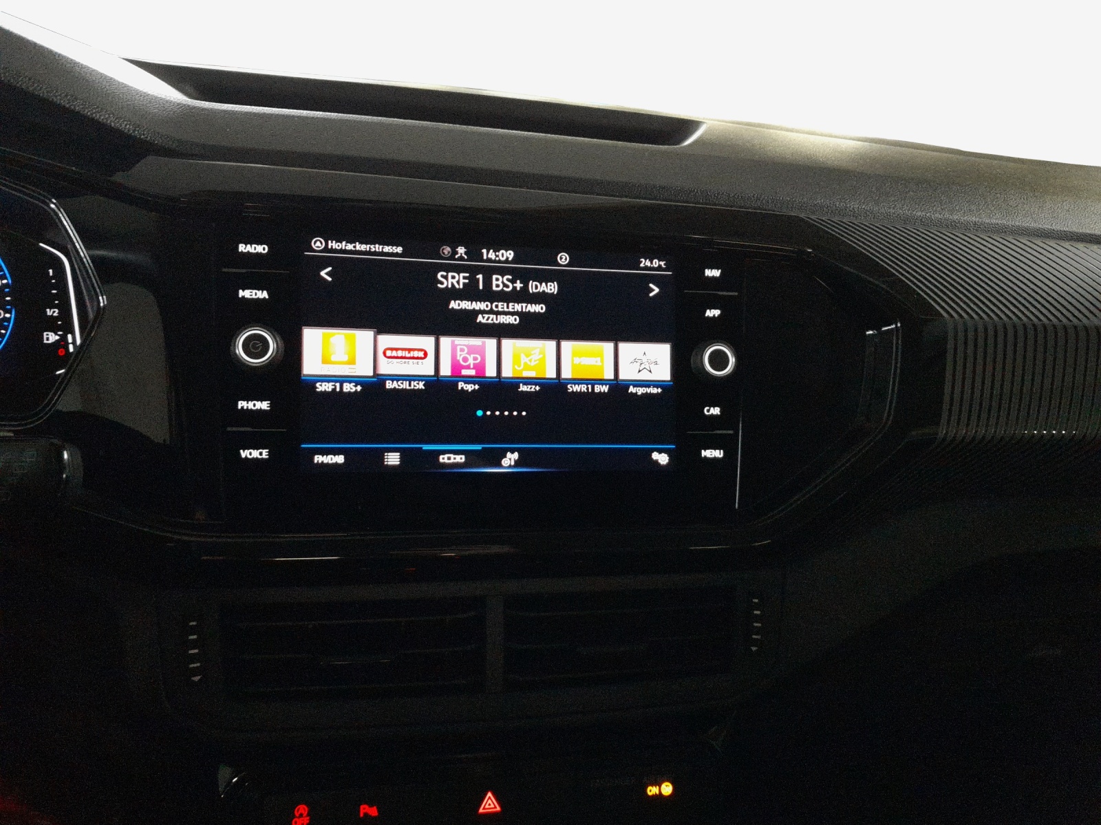 VW T-Cross 1.5 TSI EVO ACT Life DSG-image-10